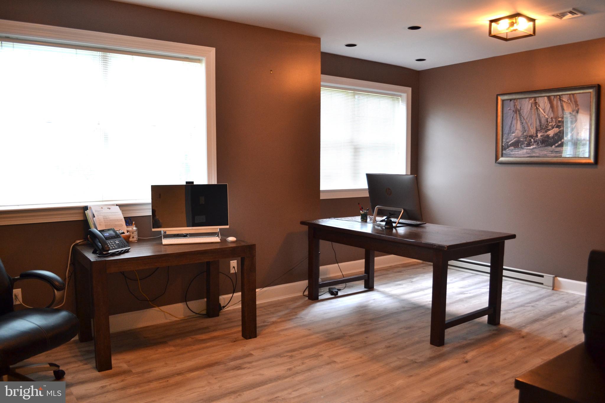 STONEY RUN - Residential