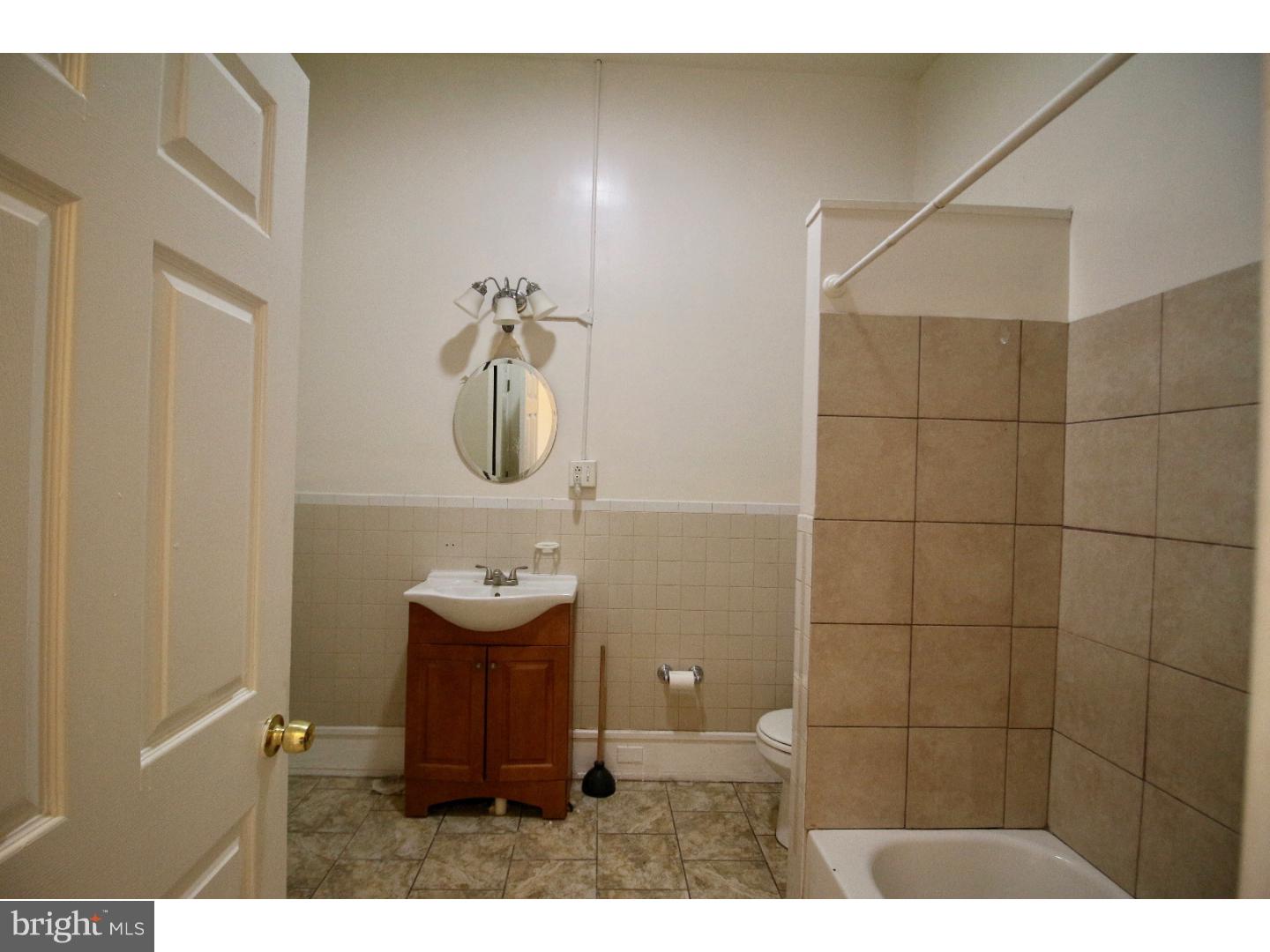TEMPLE UNIVERSITY - Residential Lease