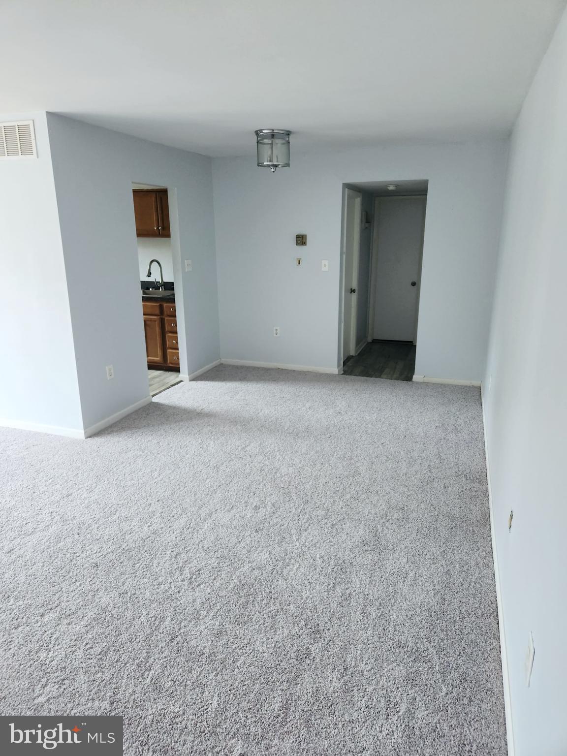 FOXCROFT COLONY CONDOS - Residential