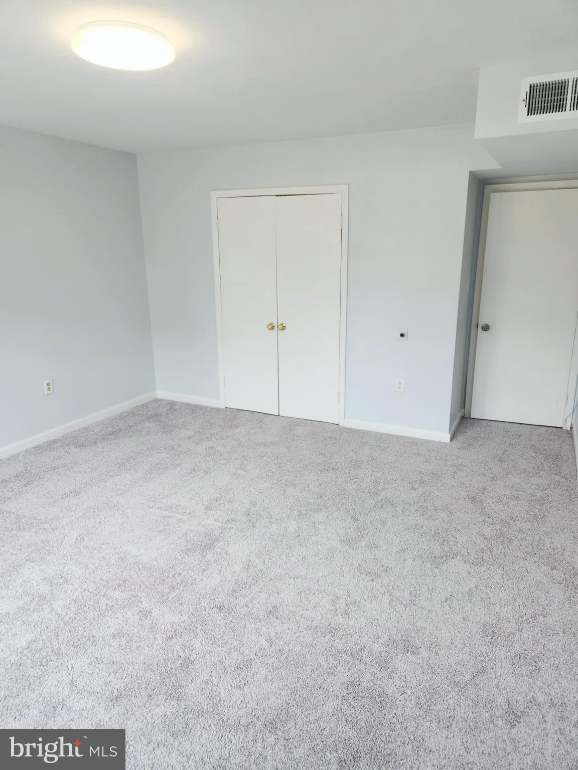 FOXCROFT COLONY CONDOS - Residential