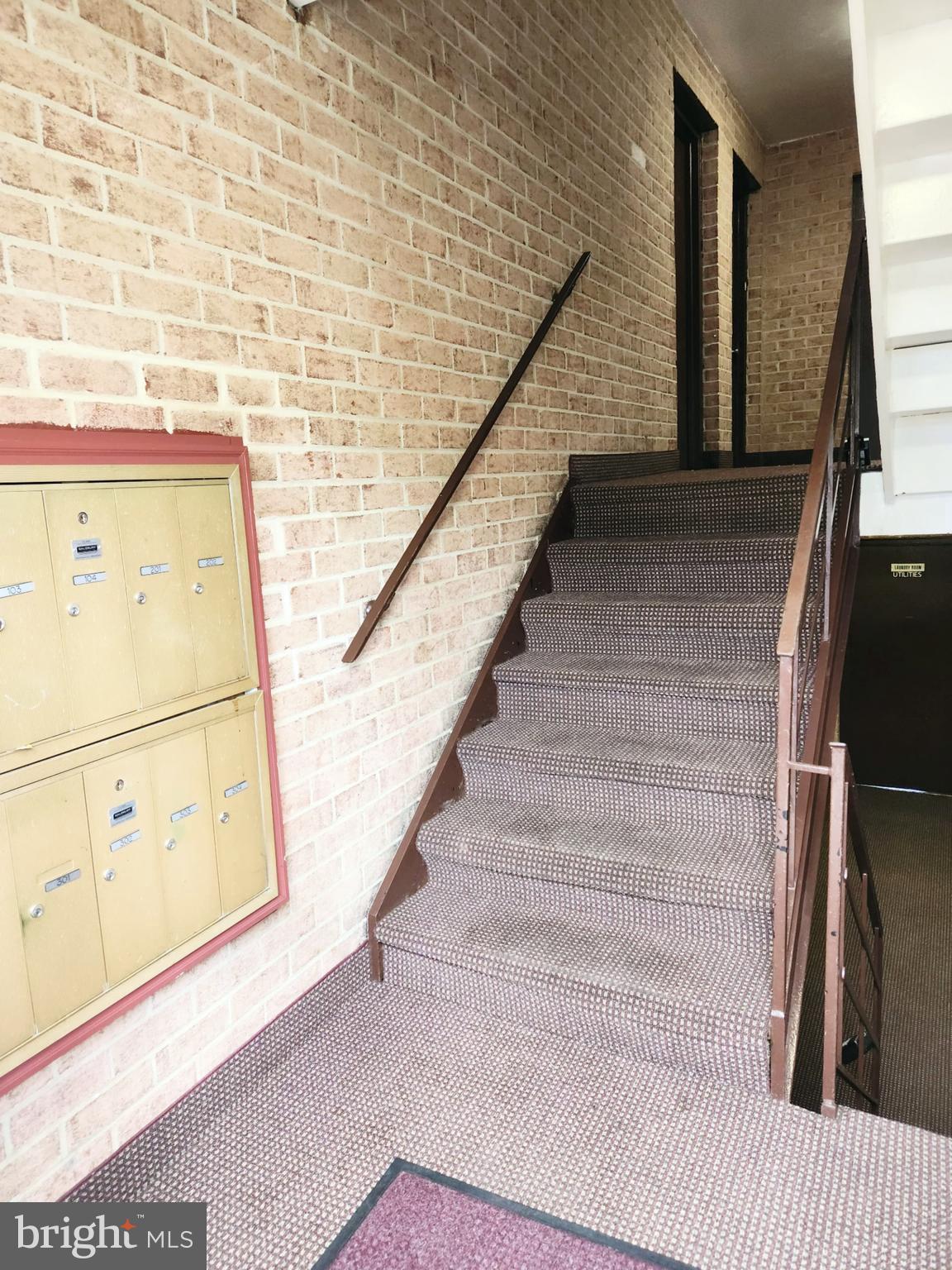 FOXCROFT COLONY CONDOS - Residential