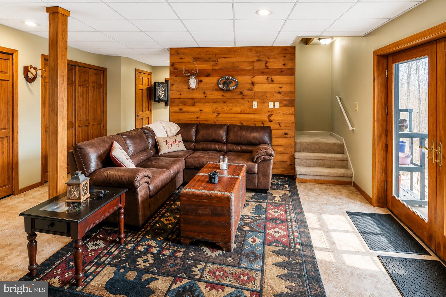 MEADOW MOUNTAIN - Residential