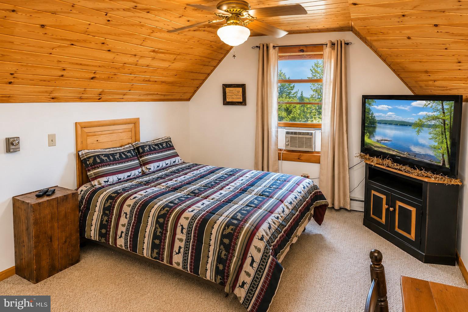 MEADOW MOUNTAIN - Residential