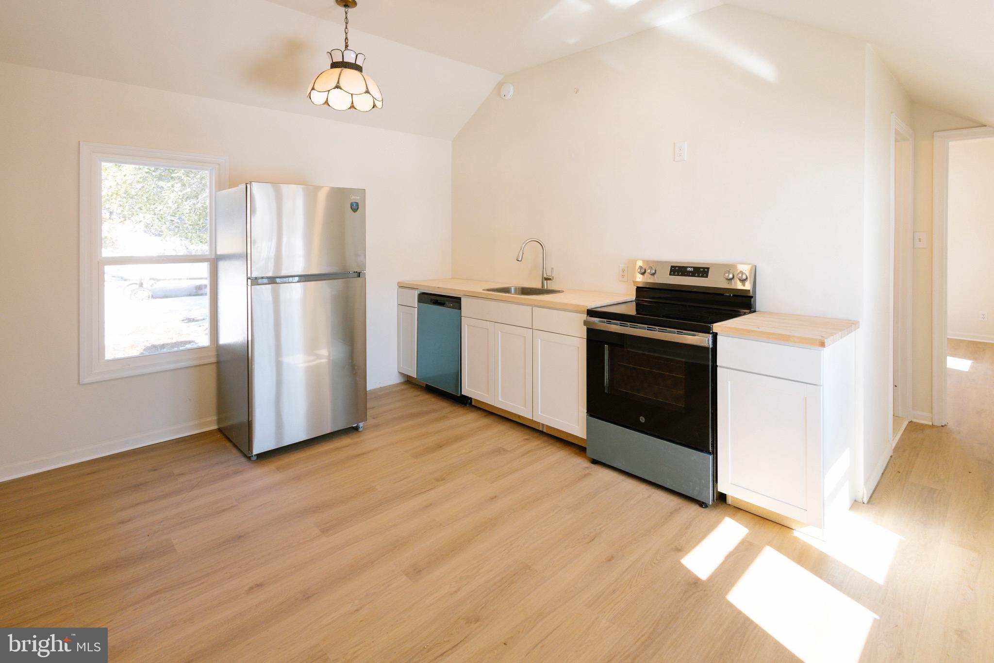 LINCOLN - Residential