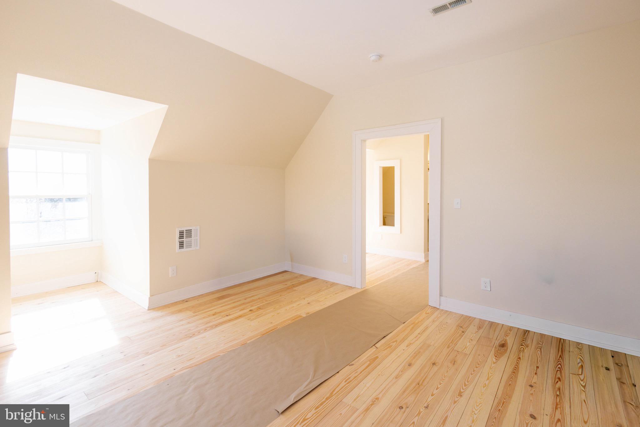 LINCOLN - Residential