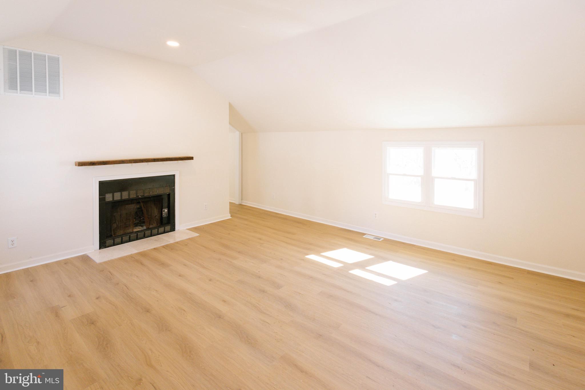 LINCOLN - Residential