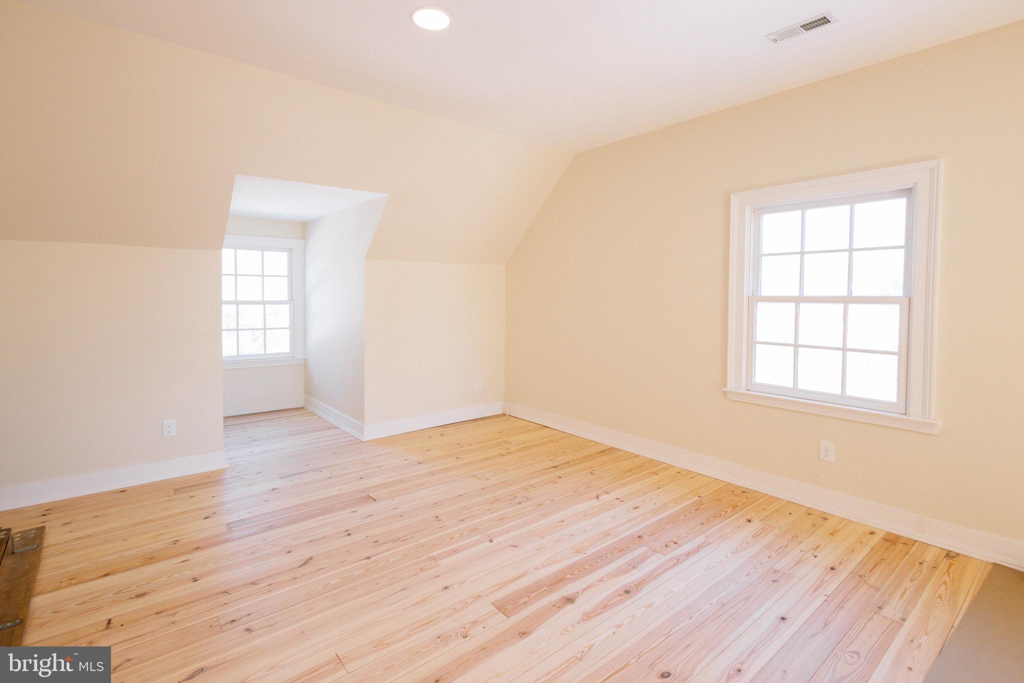 LINCOLN - Residential