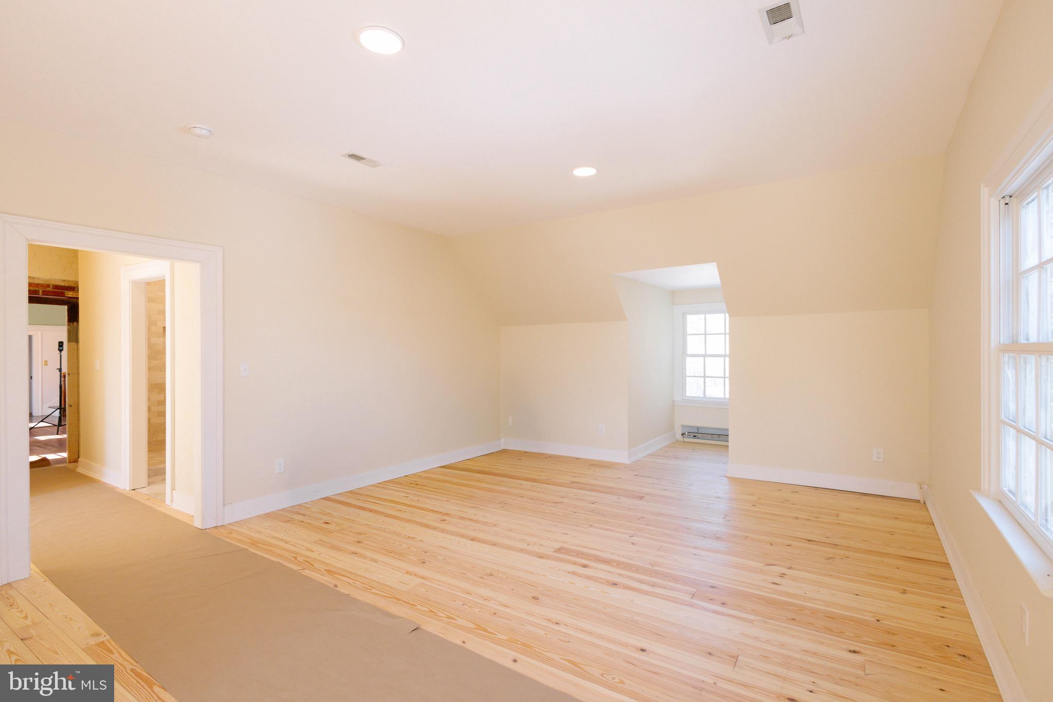 LINCOLN - Residential