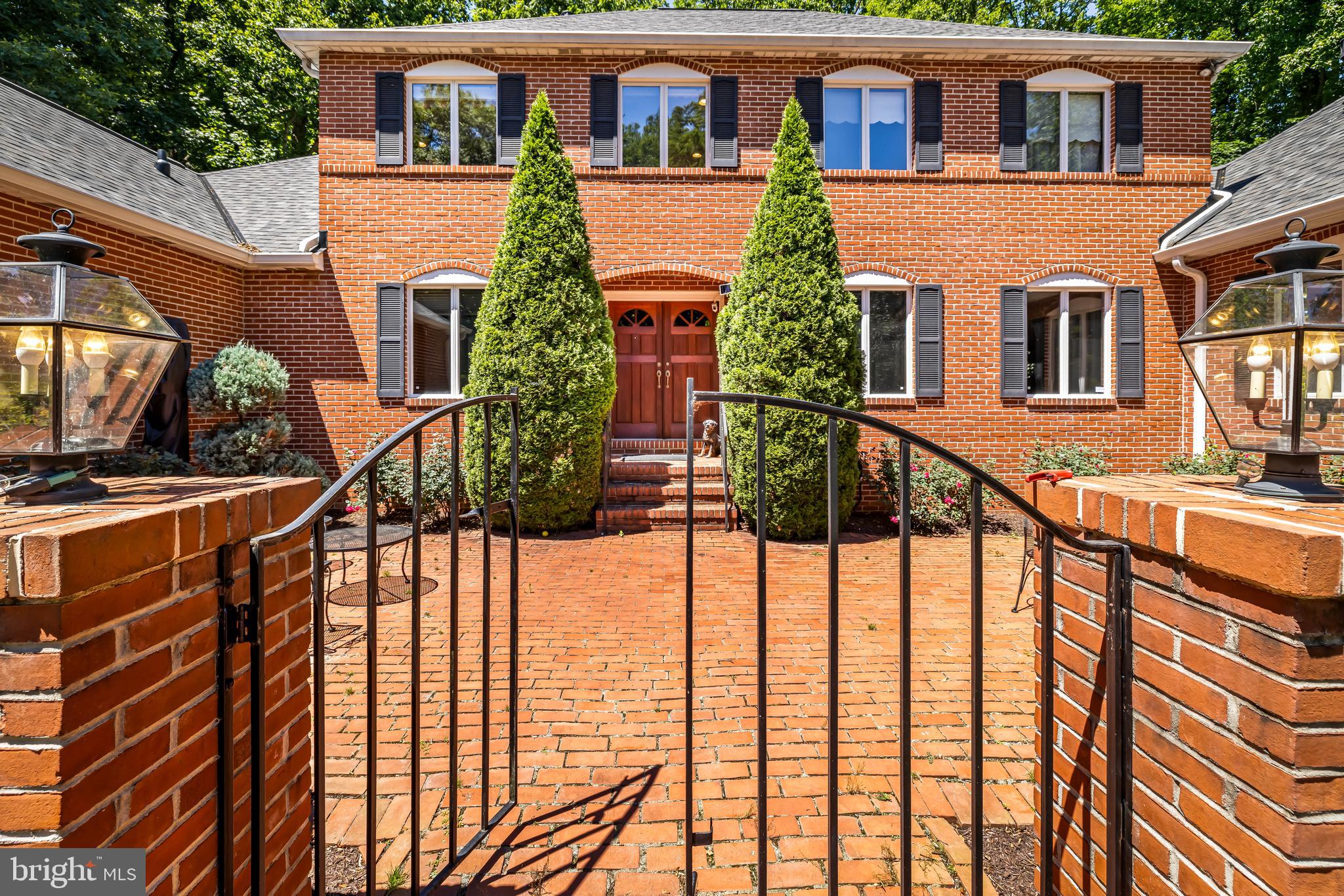 BROOKWOOD - Residential