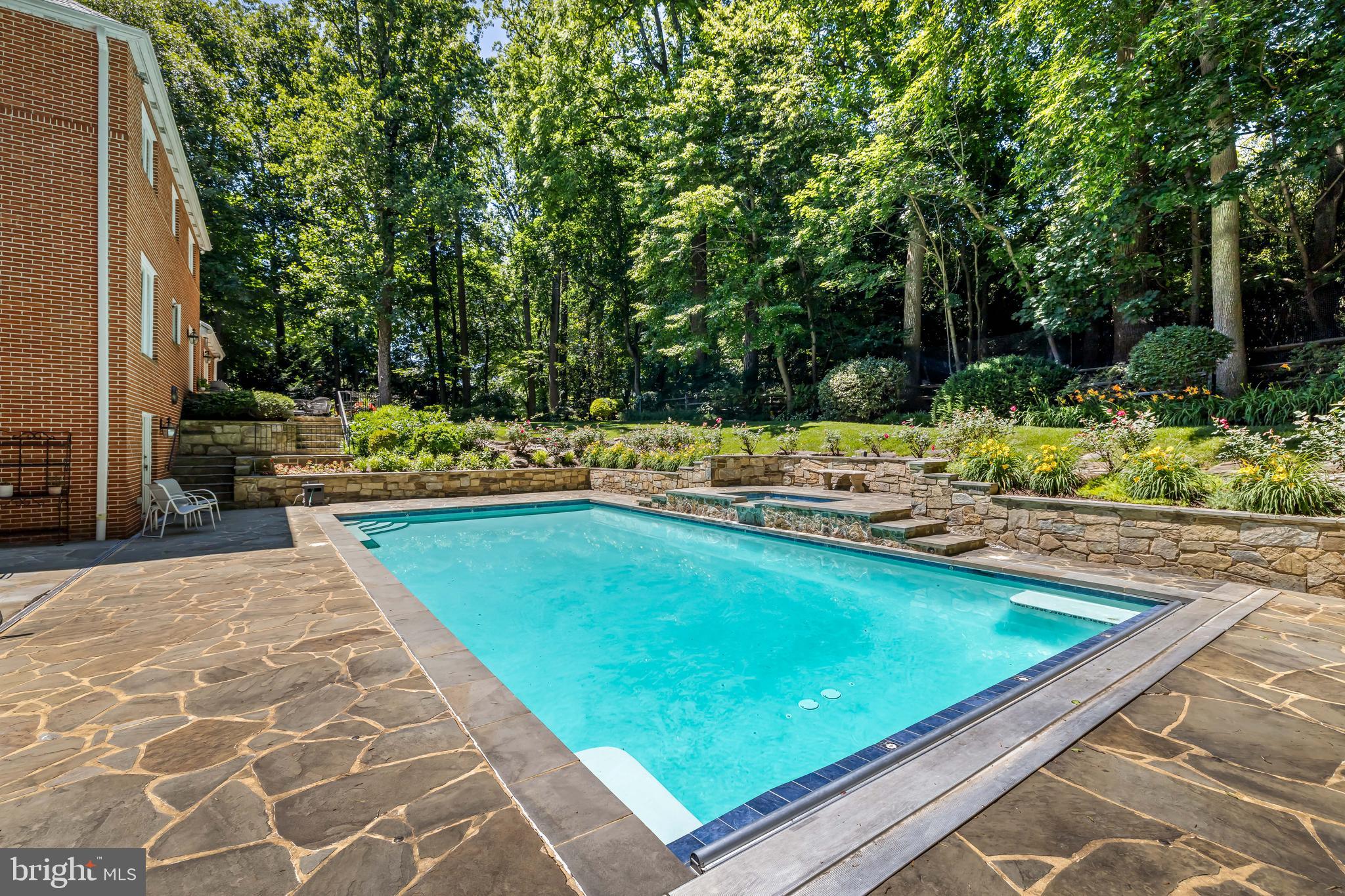 BROOKWOOD - Residential