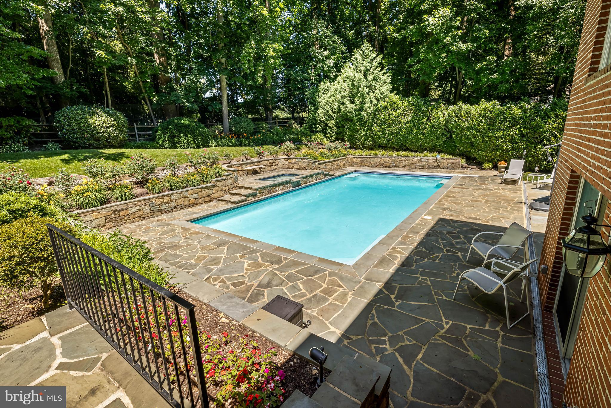 BROOKWOOD - Residential