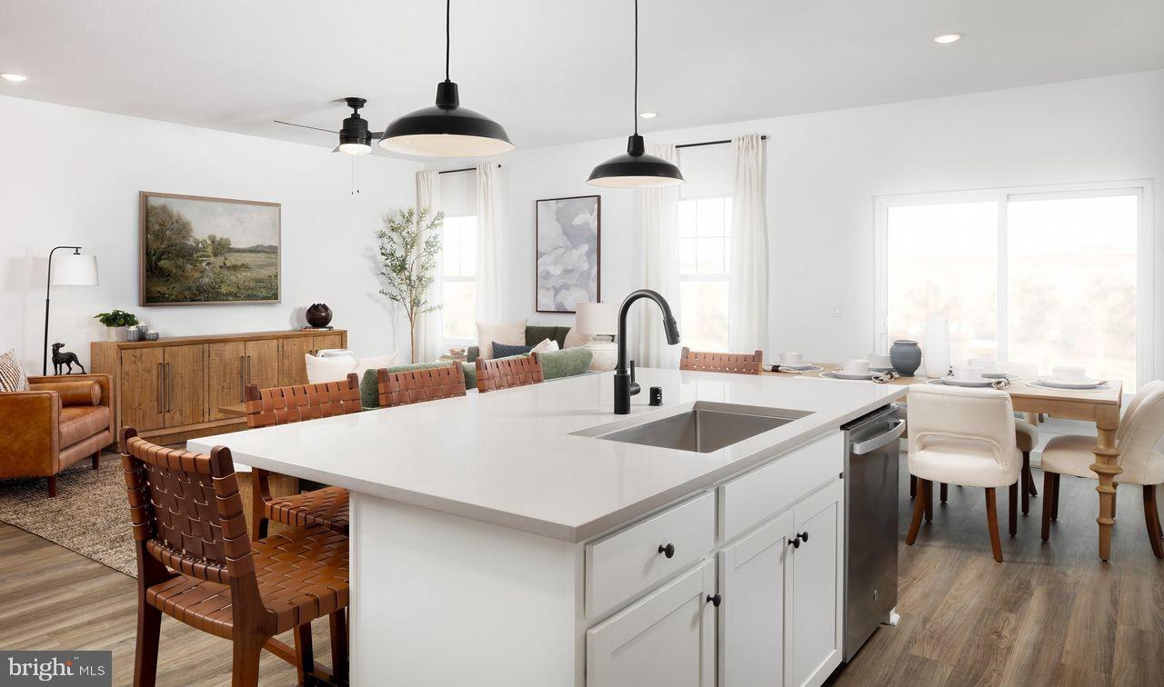 LIBERTY RUN - Residential