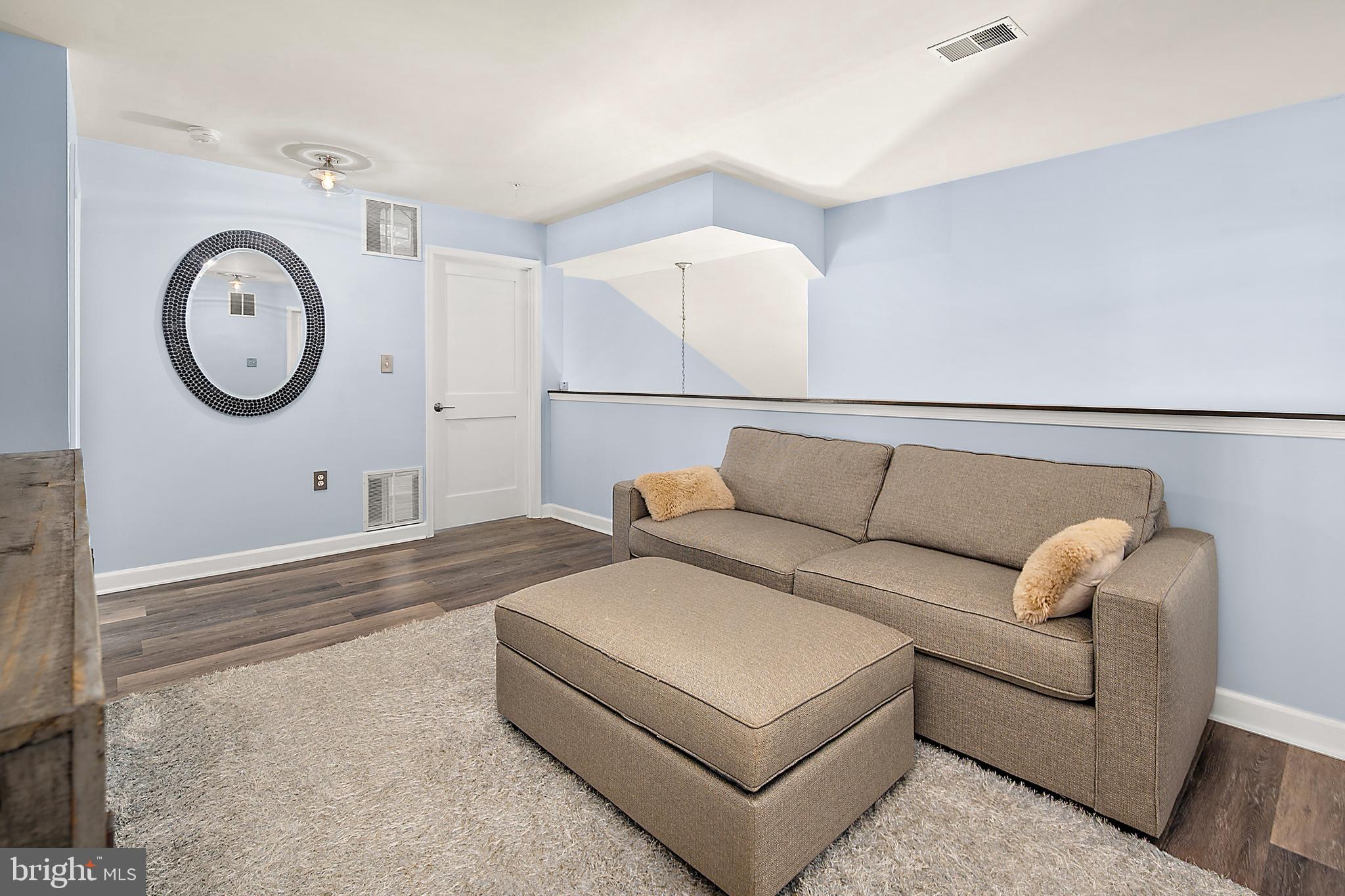 GLEN RIDDLE - Residential
