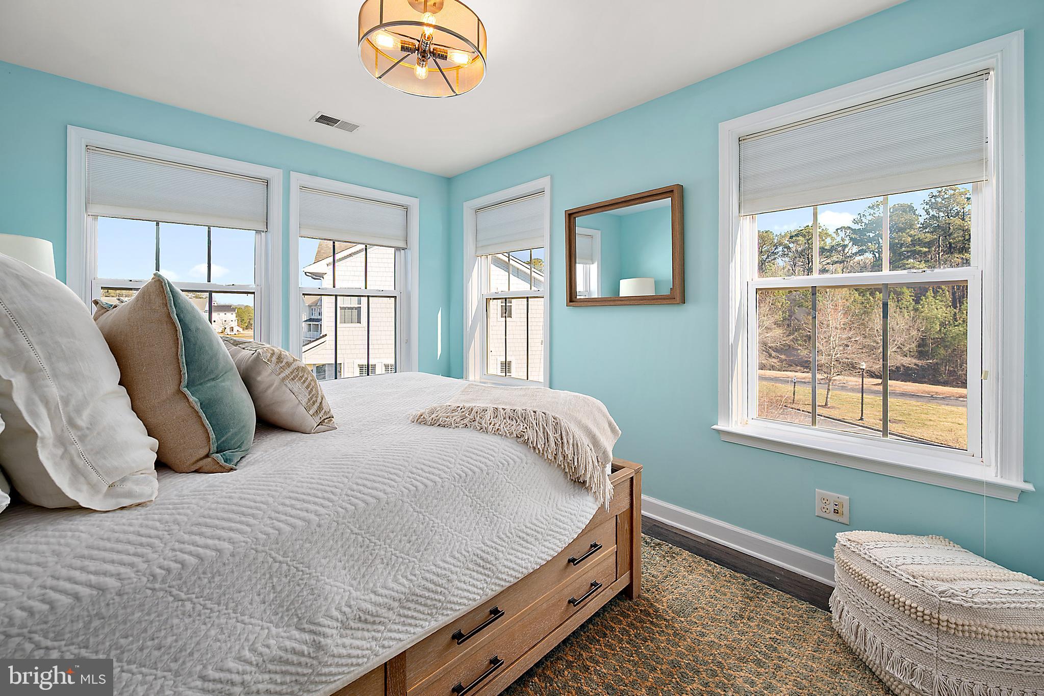 GLEN RIDDLE - Residential