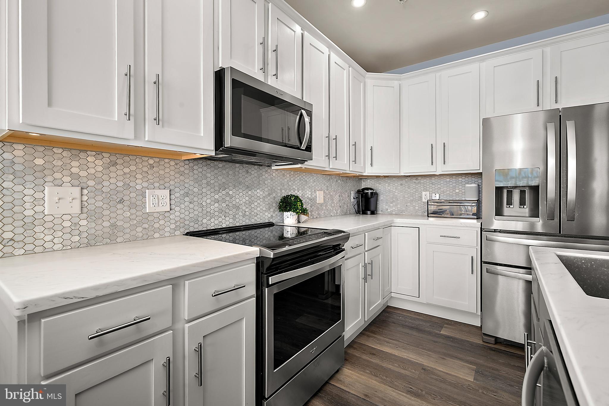 GLEN RIDDLE - Residential