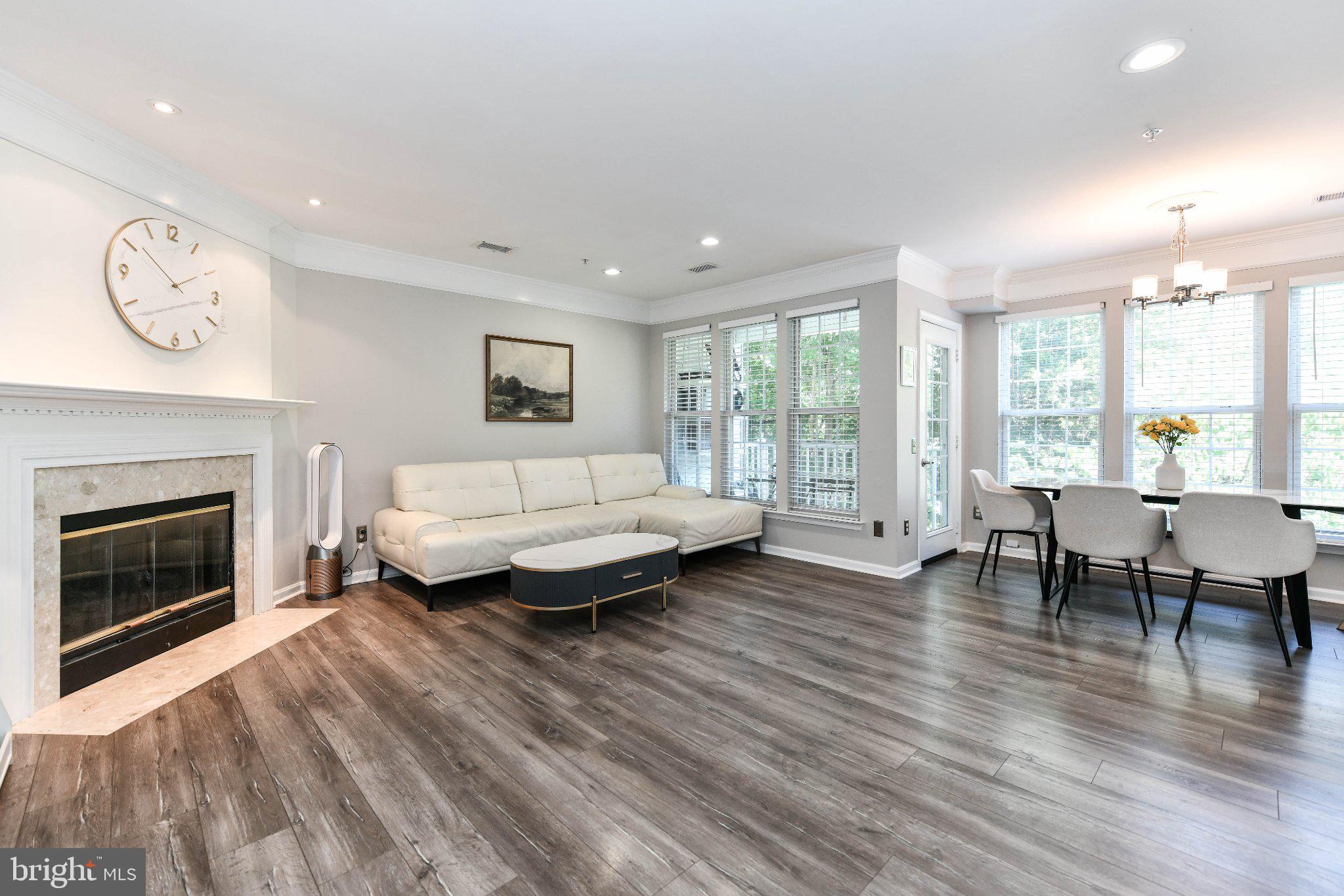 FAIR LAKES CONDO - Residential