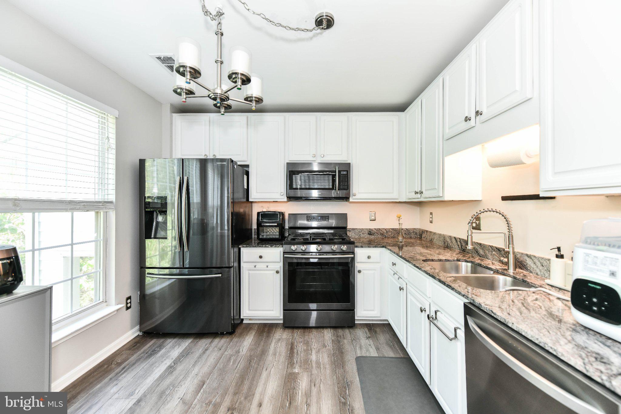 FAIR LAKES CONDO - Residential