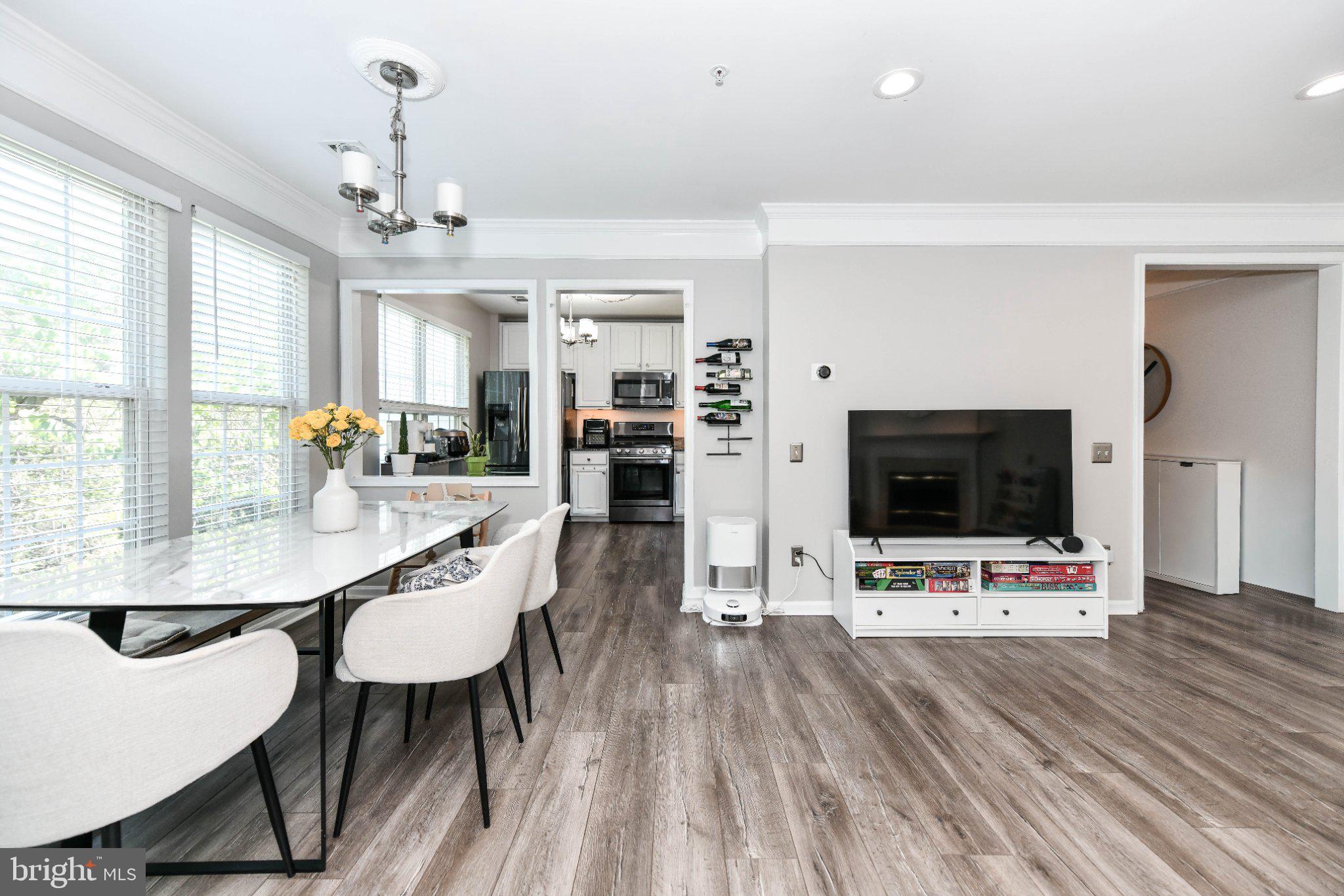 FAIR LAKES CONDO - Residential