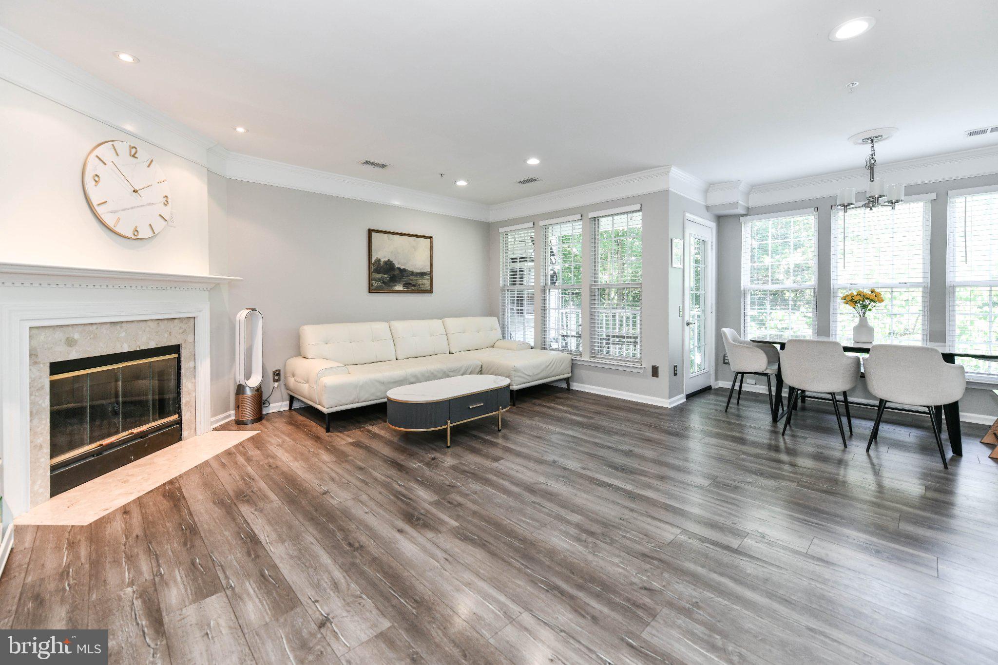 FAIR LAKES CONDO - Residential