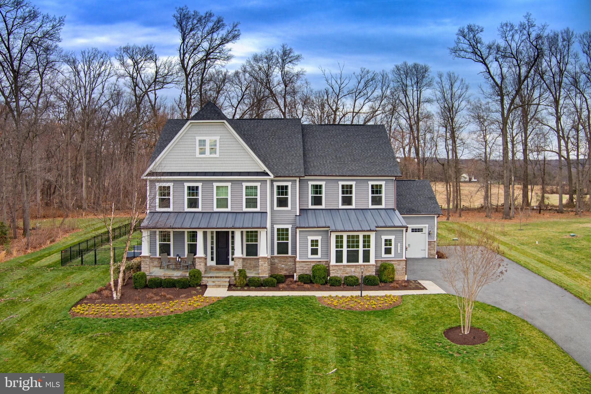 FAIRLANE FARM - Residential