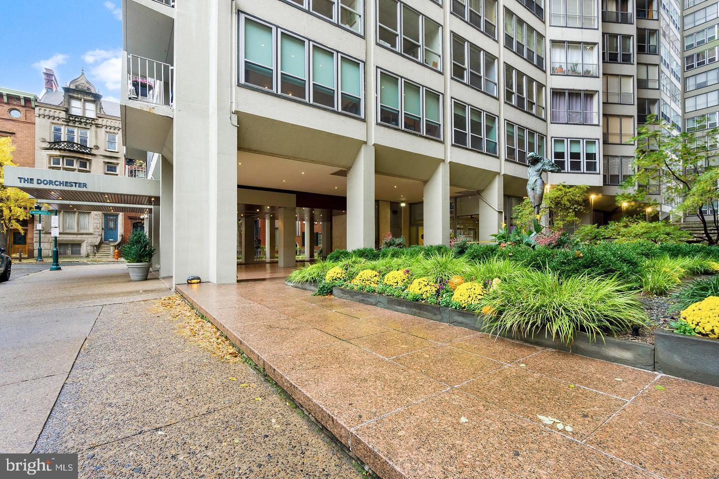 RITTENHOUSE SQUARE - Residential
