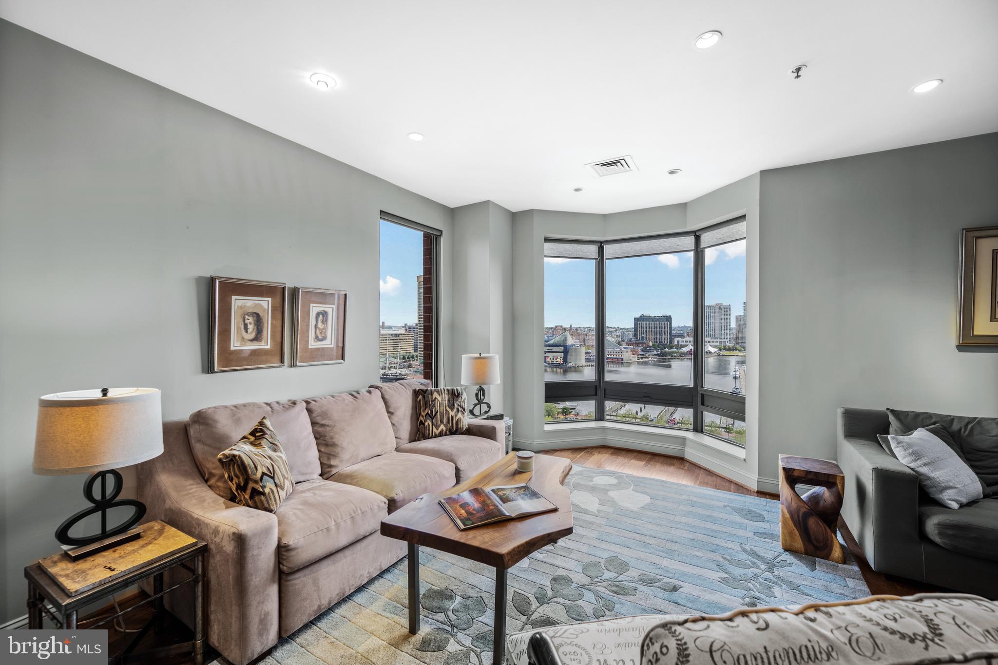 INNER HARBOR - Residential