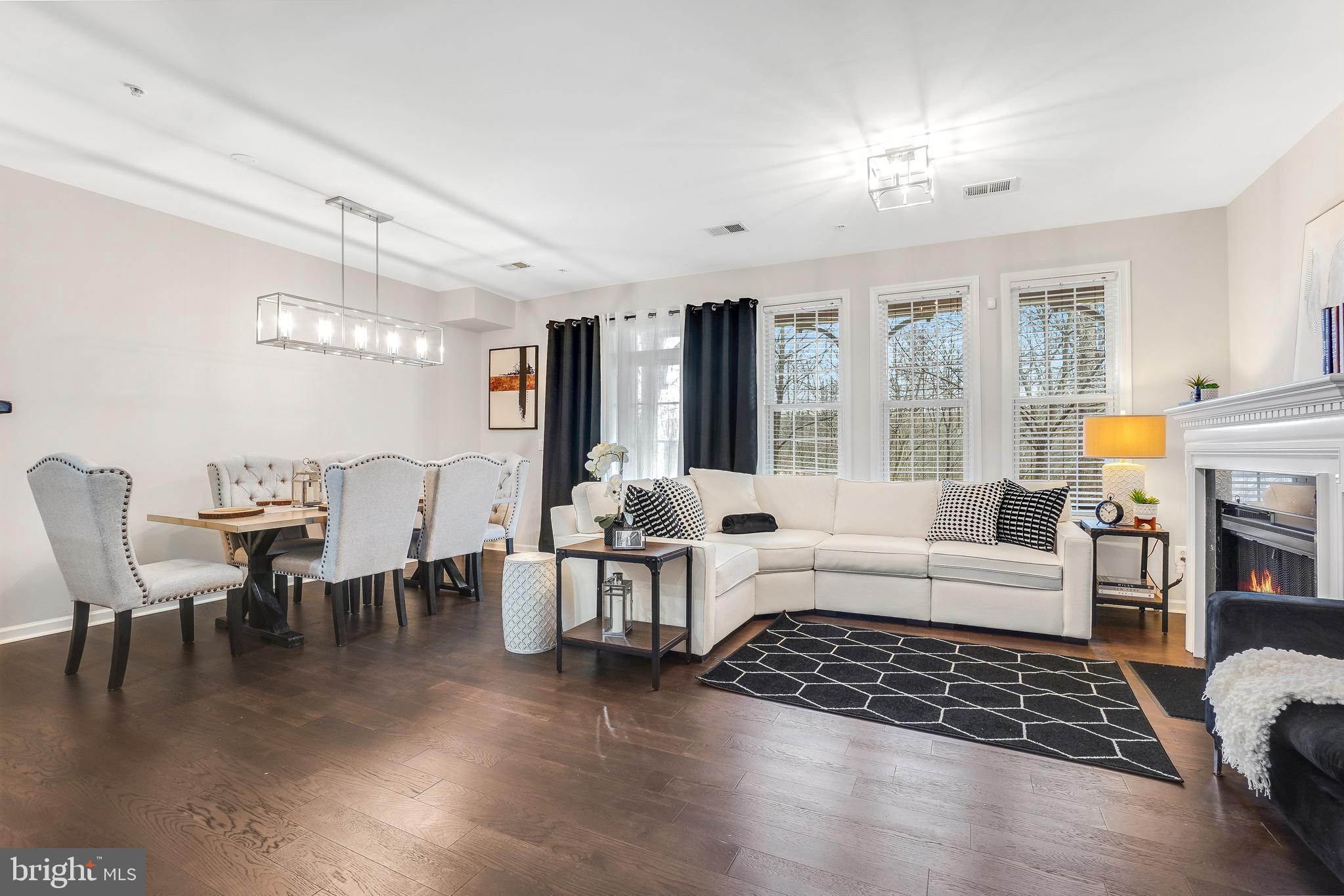 BELMONT BAY - Residential