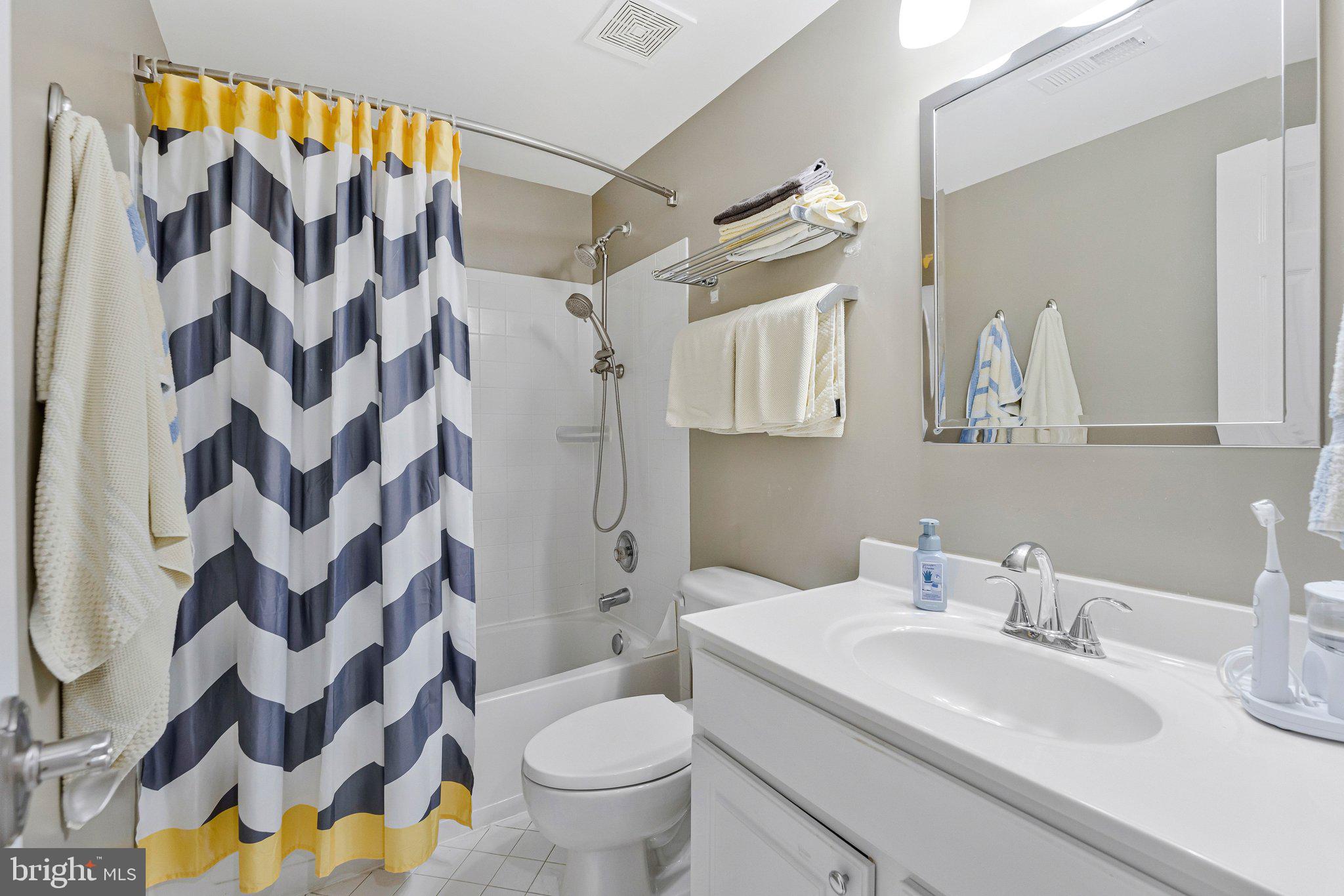 PRINCE WILLIAM TOWN CENTER - Residential