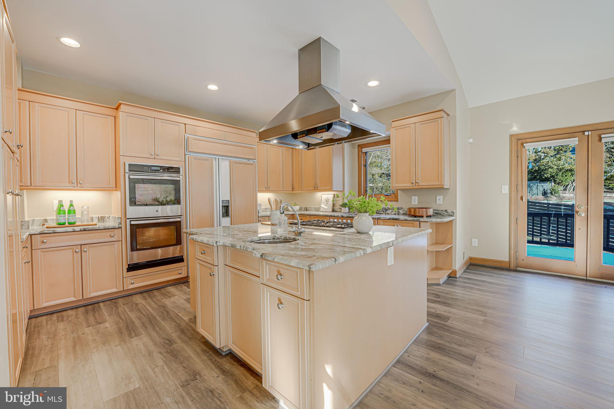 RAVENWOOD - Residential