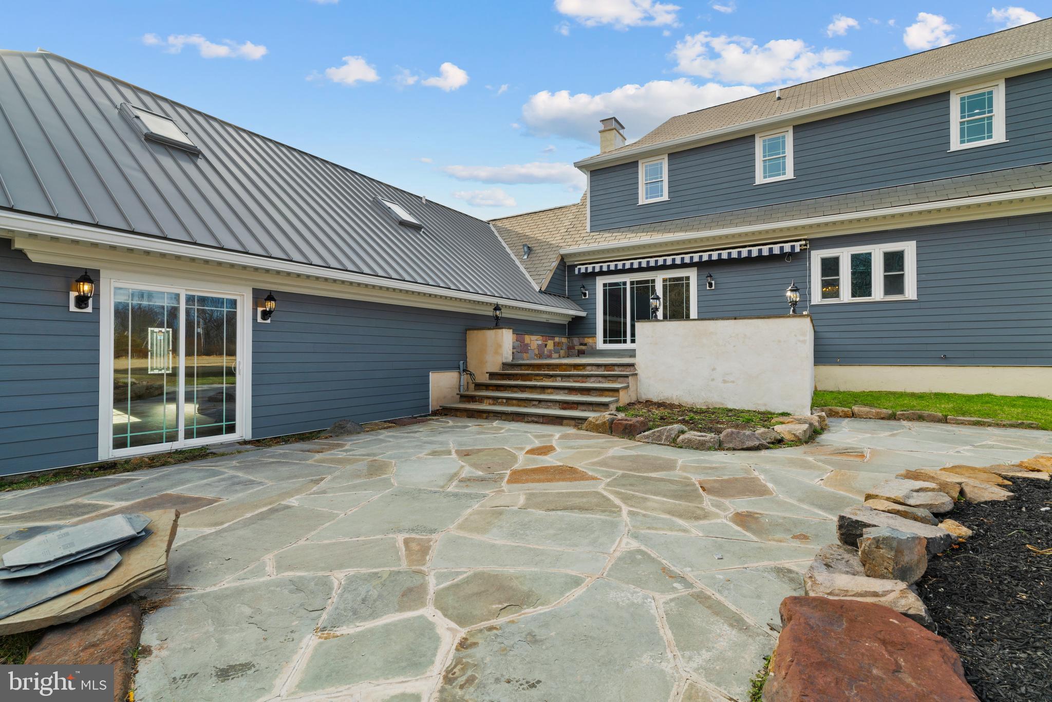 UPPER BLACK EDDY - Residential
