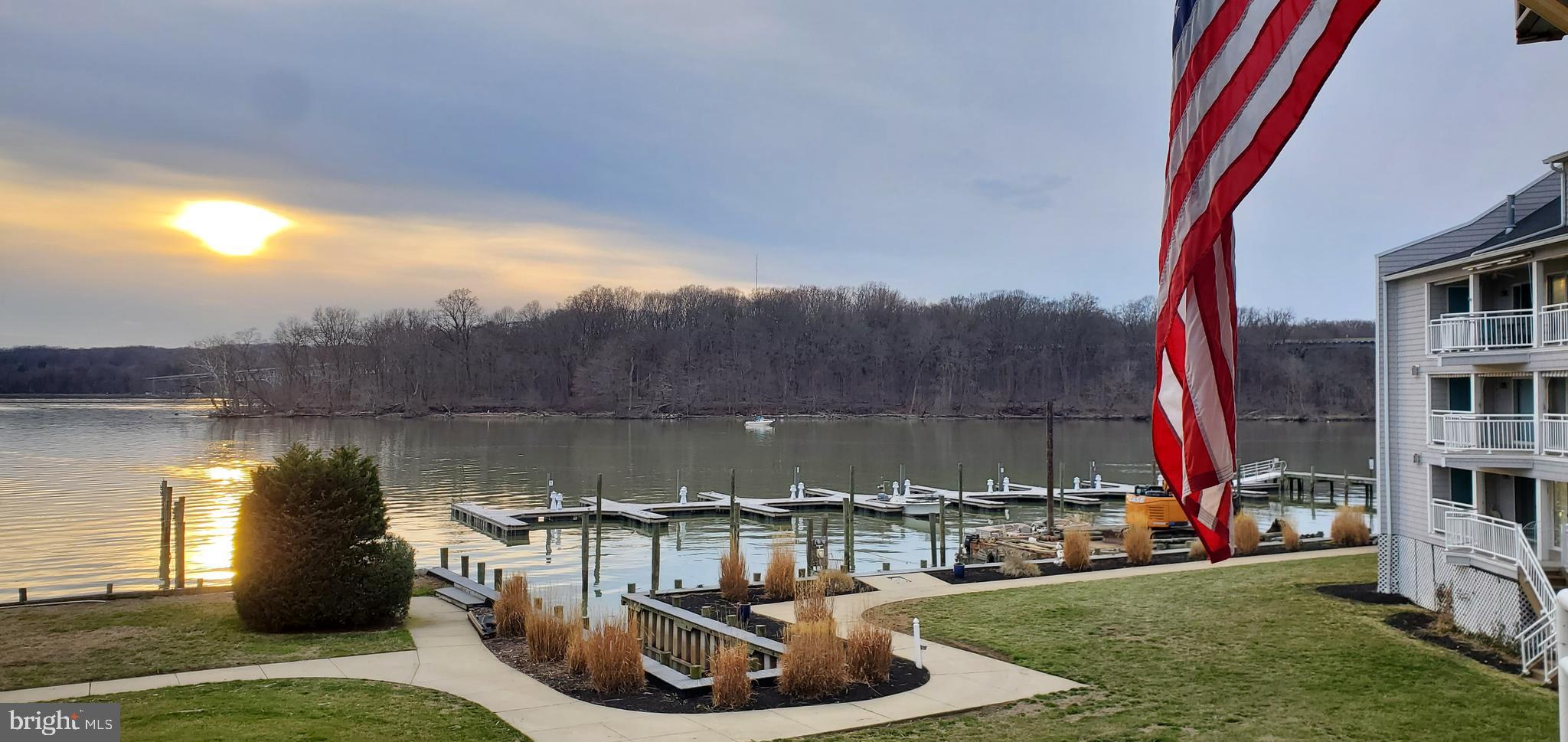 OWENS LANDING - Residential
