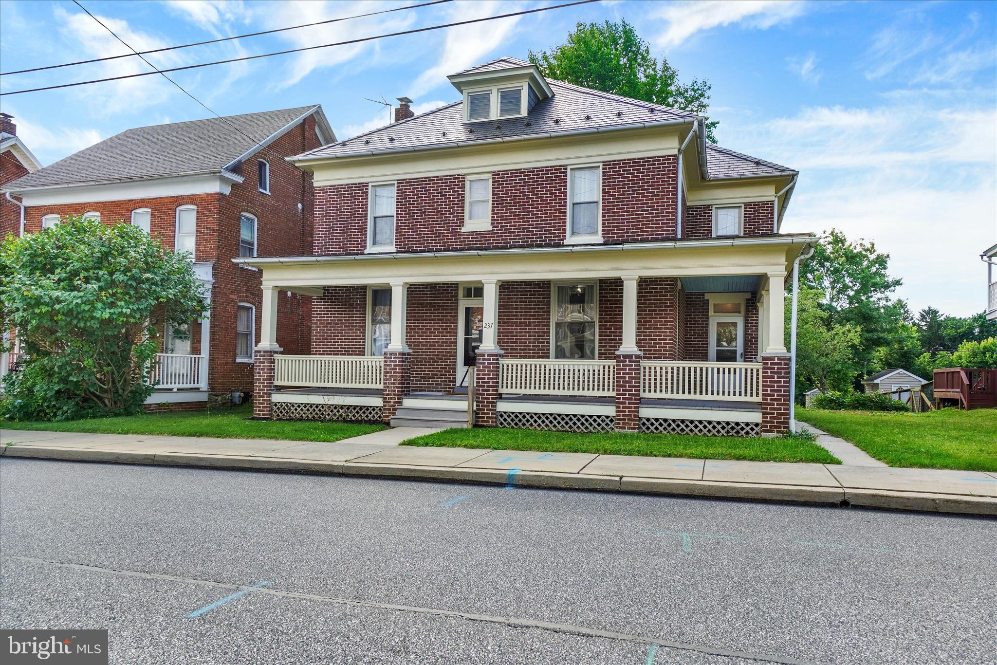 DALLASTOWN BORO - Residential