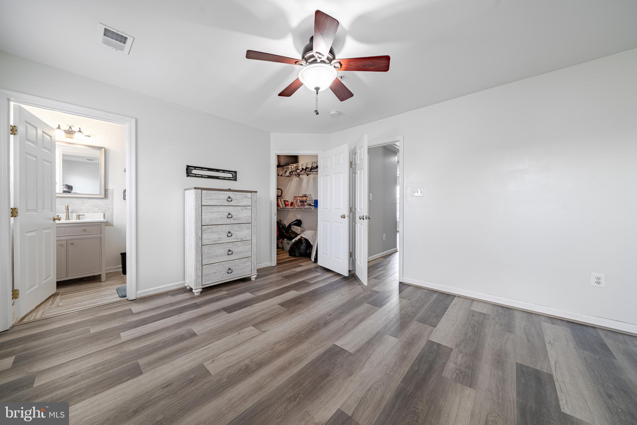 HAGERS CROSSING - Residential