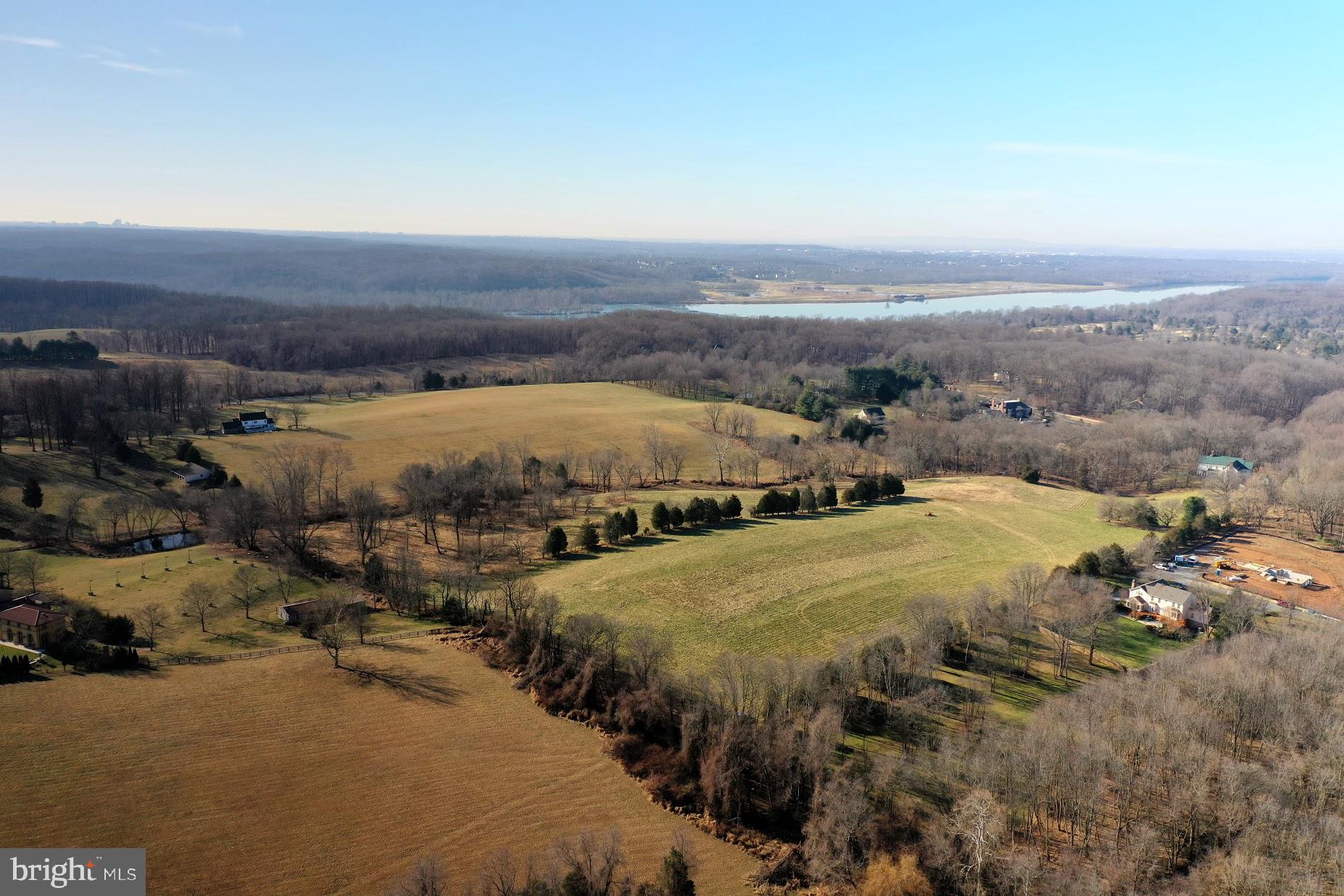 POTOMAC - Land