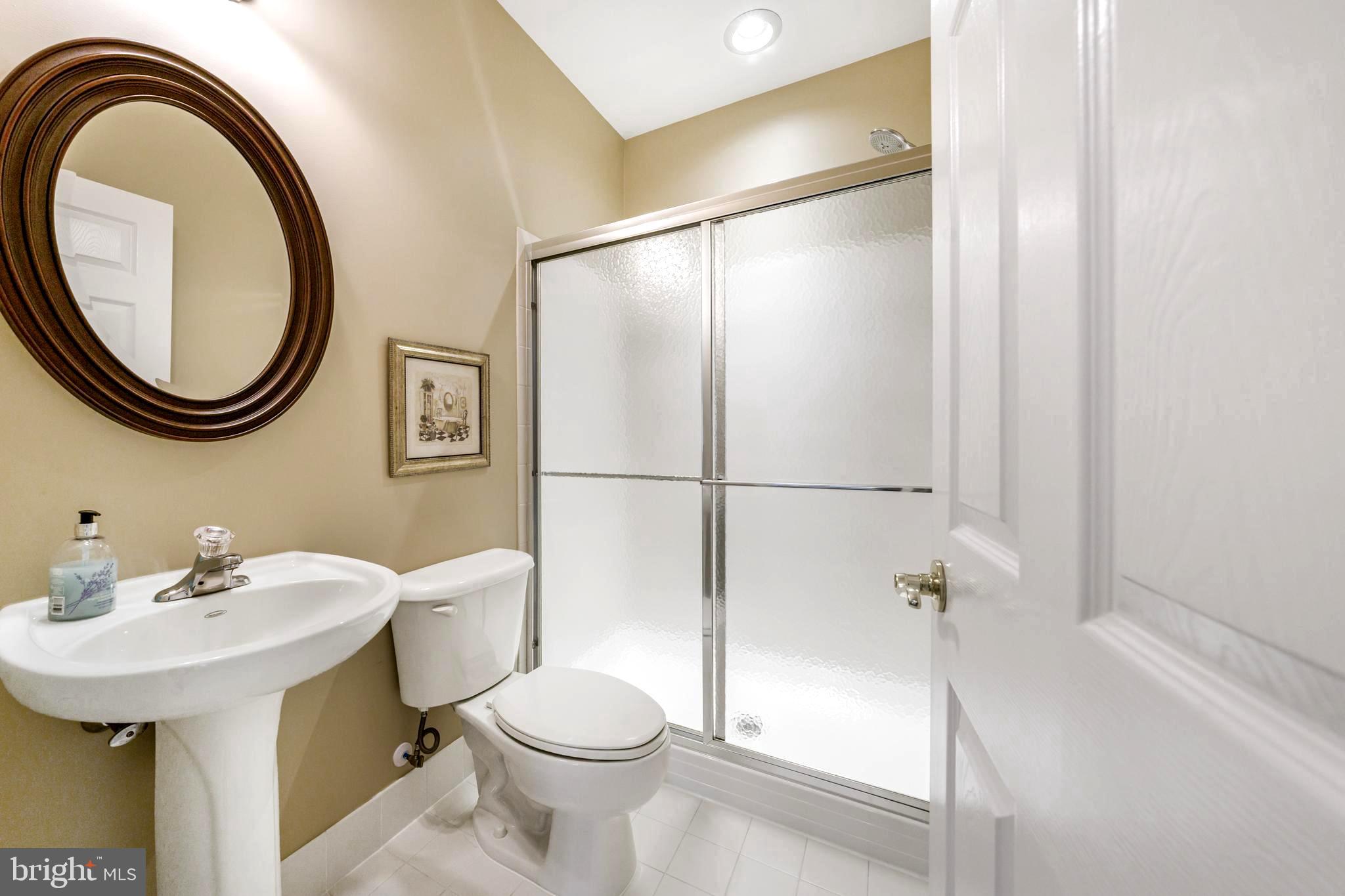 VILLAS OF NEWTOWN - Residential