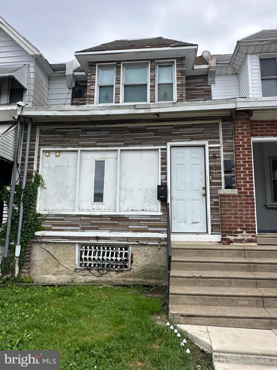 TACONY - Residential Income