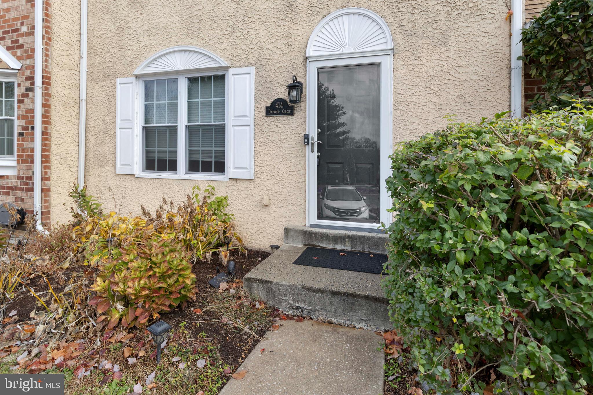 CHERRY TREE KNOLL - Residential
