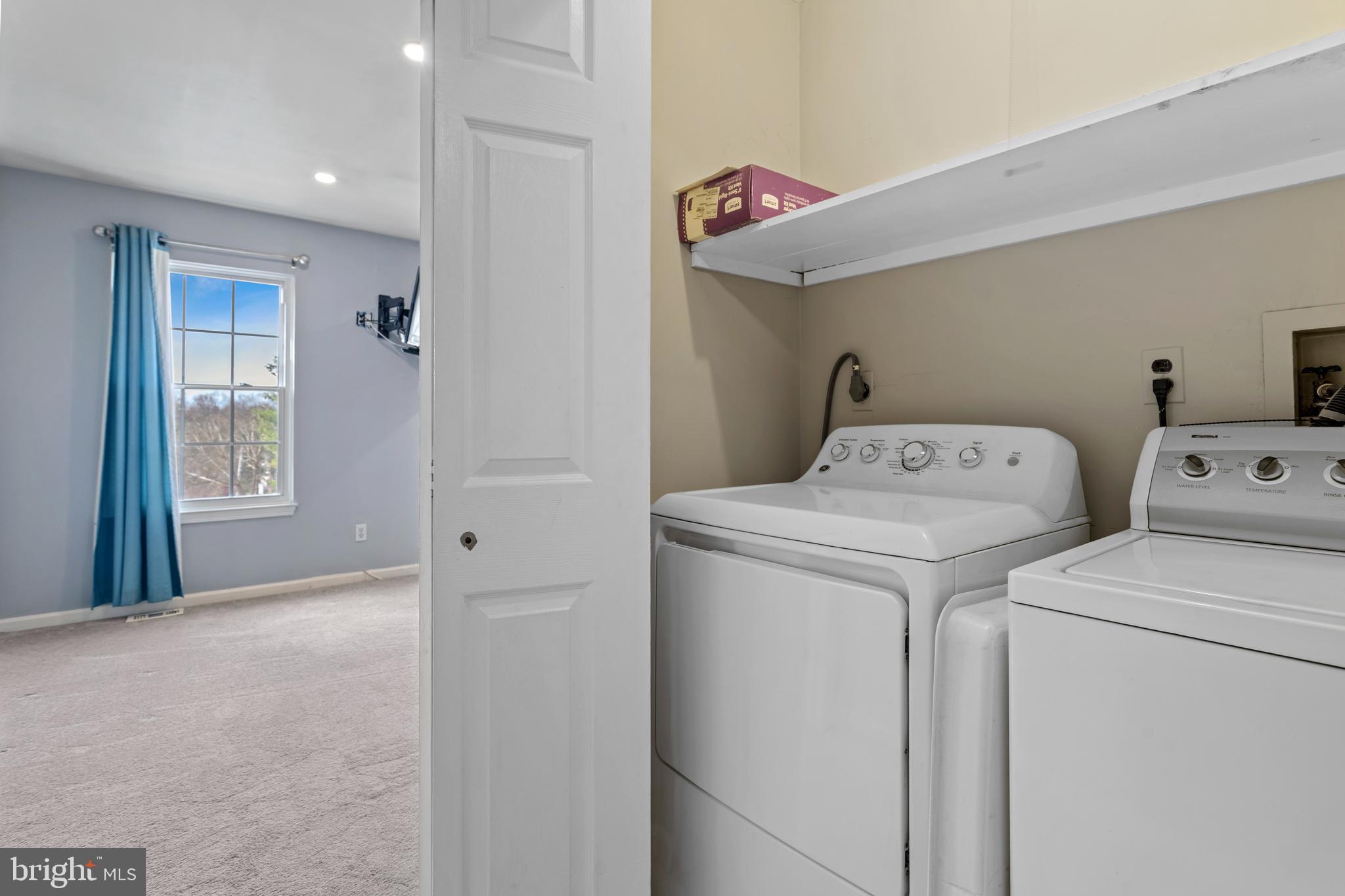 CHERRY TREE KNOLL - Residential