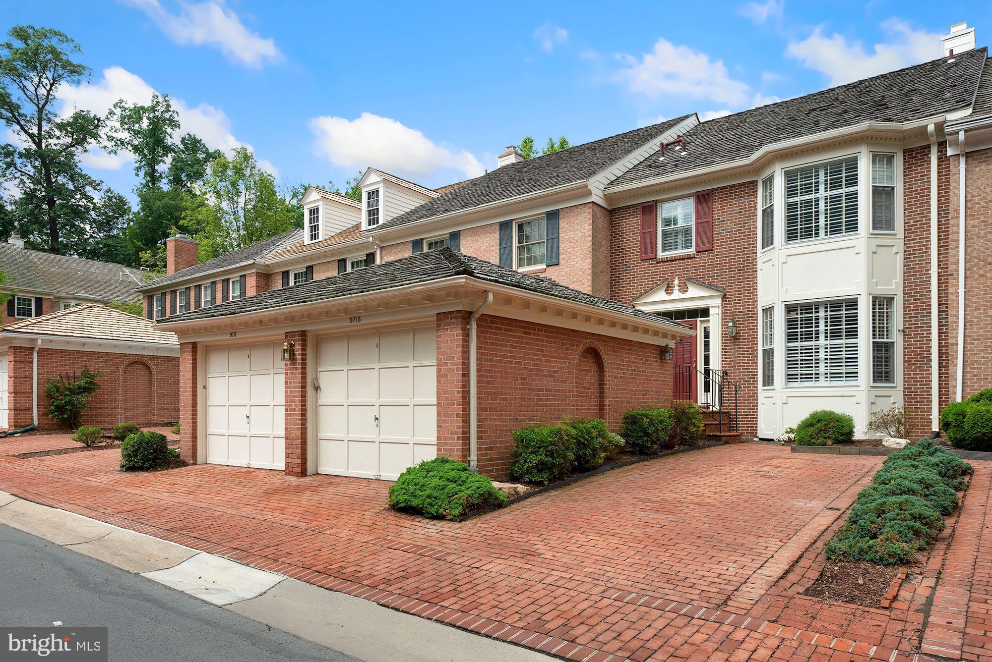 ALTA VISTA - Residential
