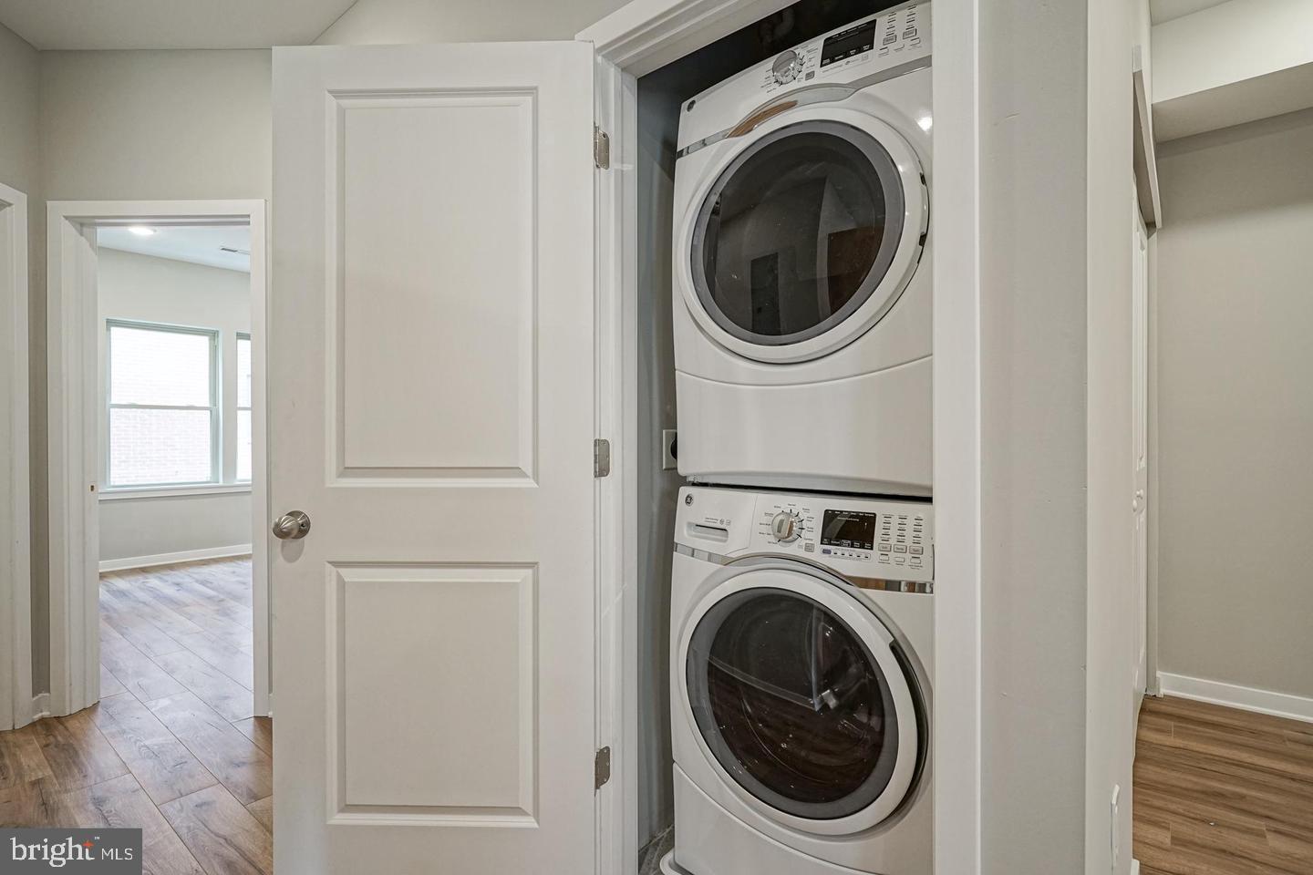 TEMPLE UNIVERSITY - Residential Lease