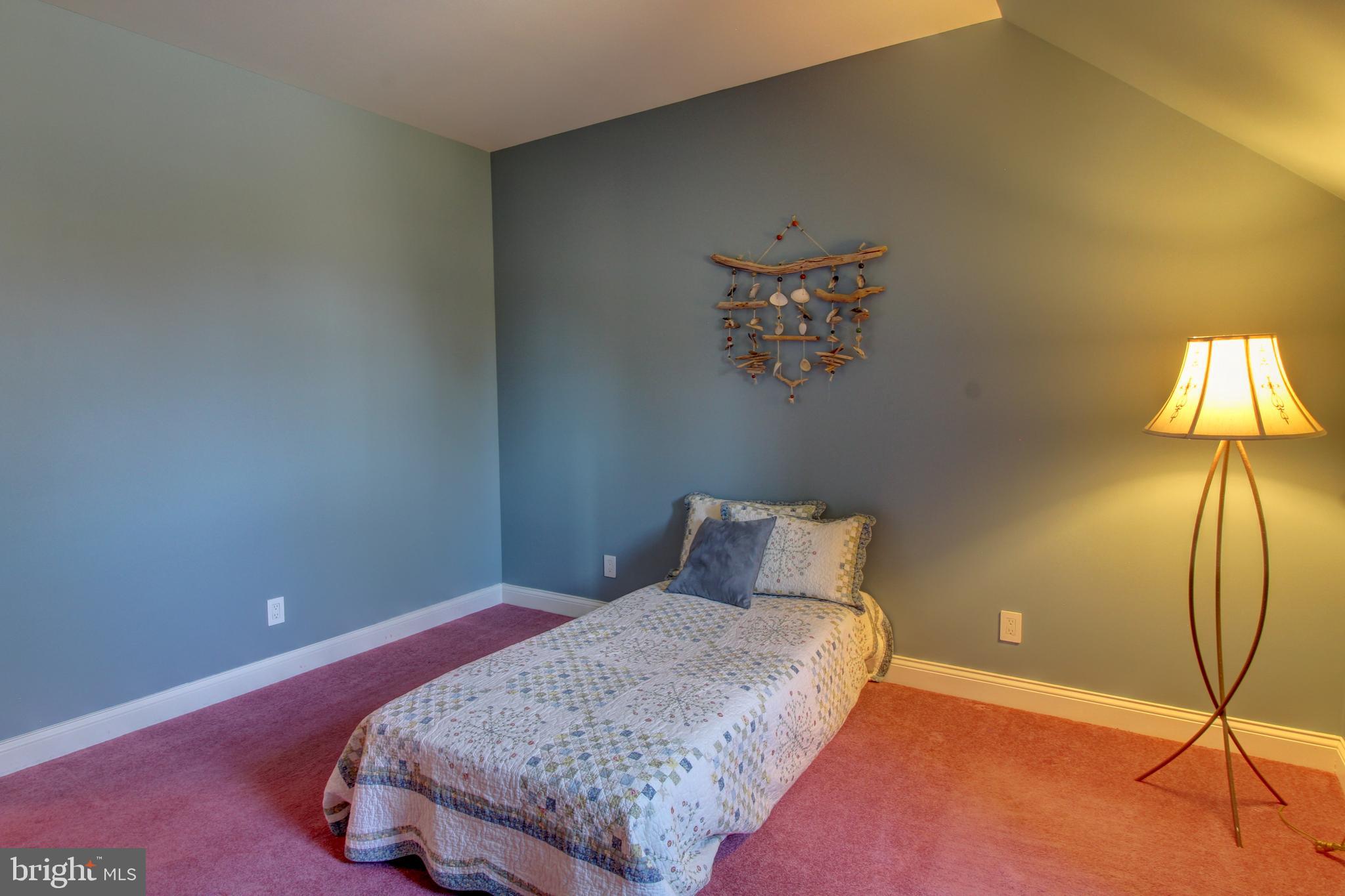 EAGLES NEST - Residential Lease