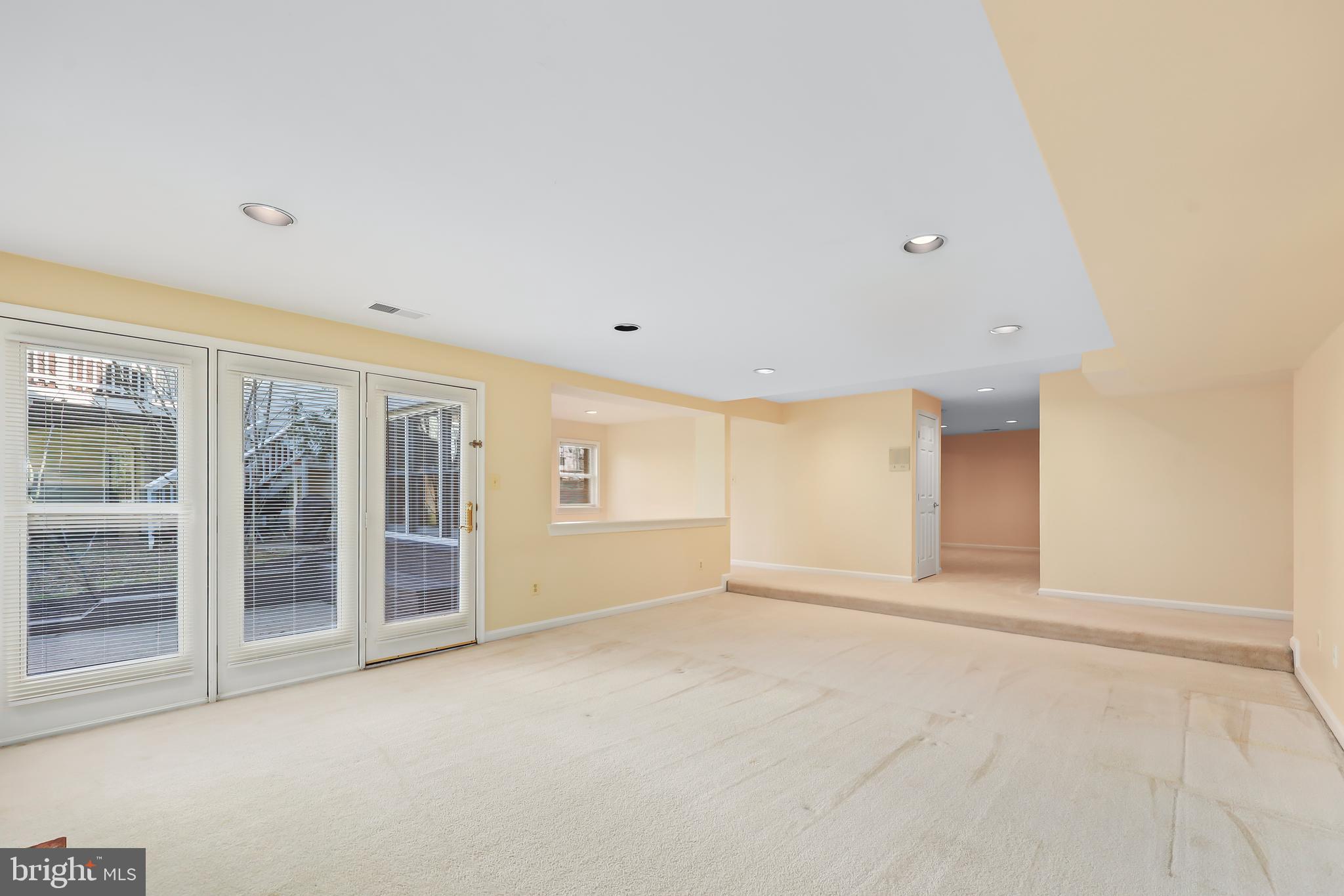 FOX CREEK - Residential