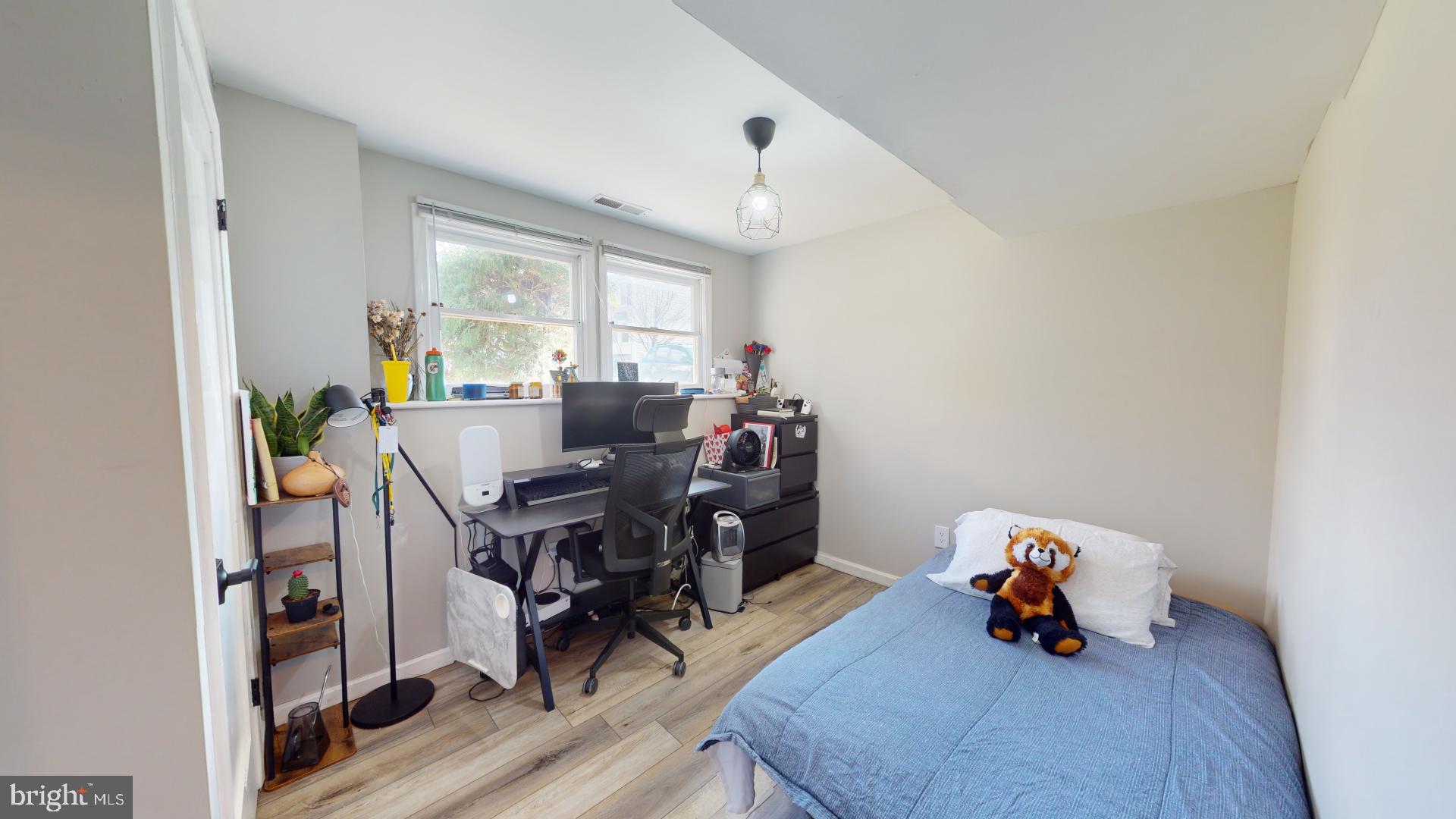 KINGSTOWNE - Residential Lease