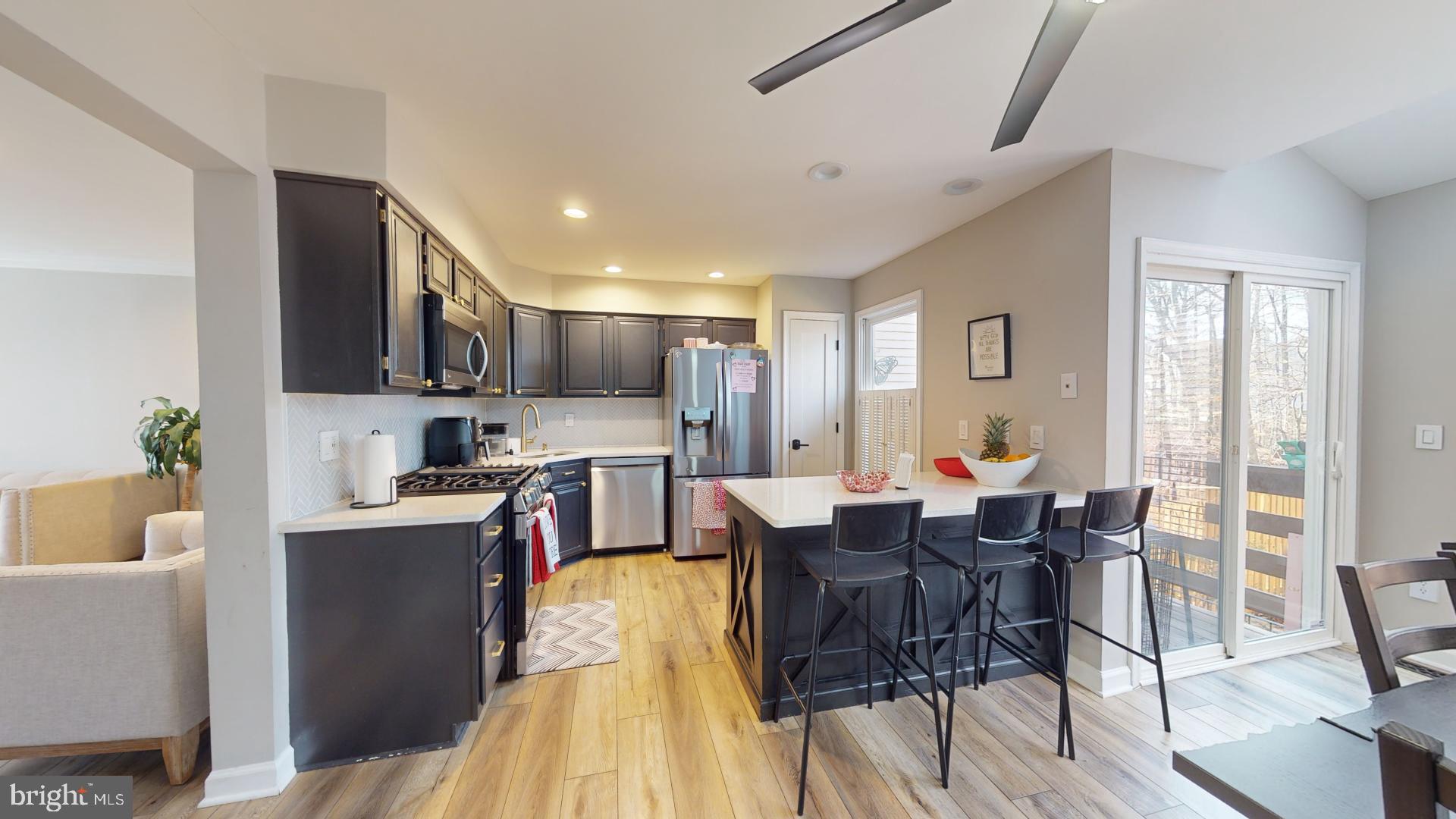 KINGSTOWNE - Residential Lease