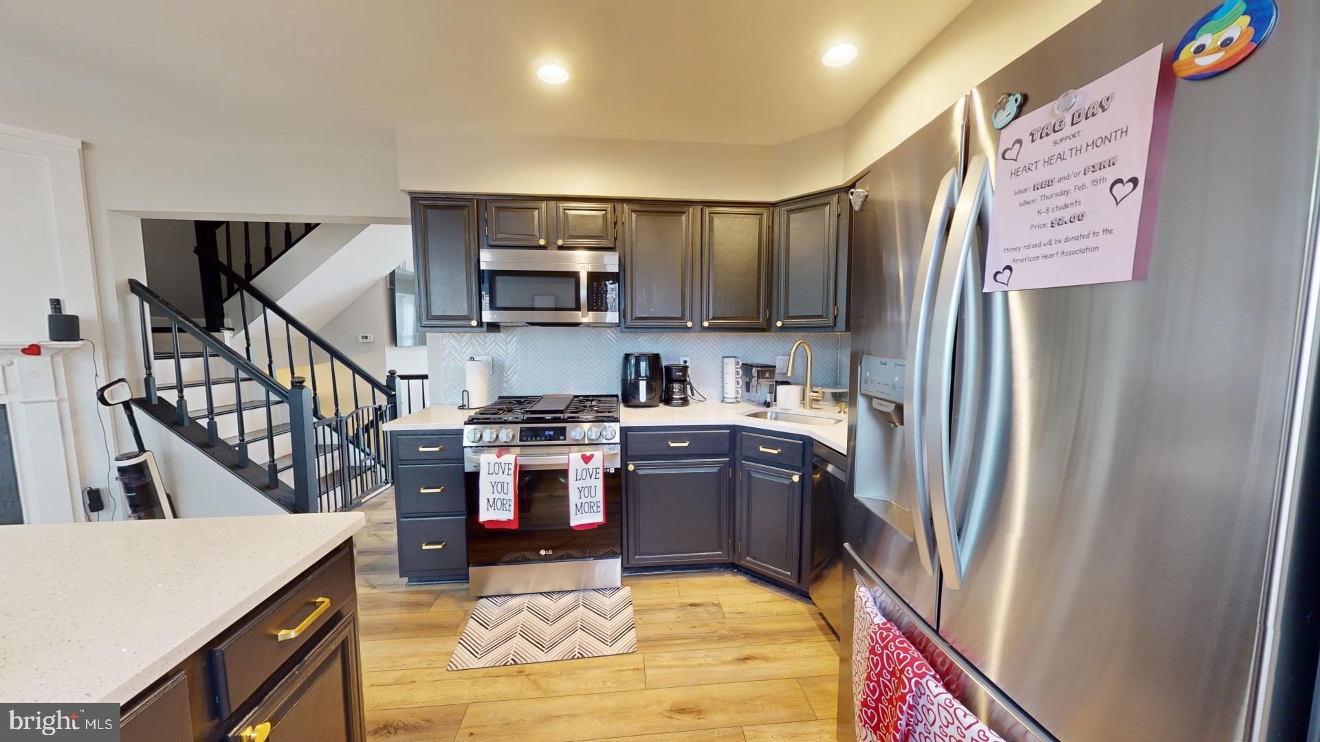 KINGSTOWNE - Residential Lease