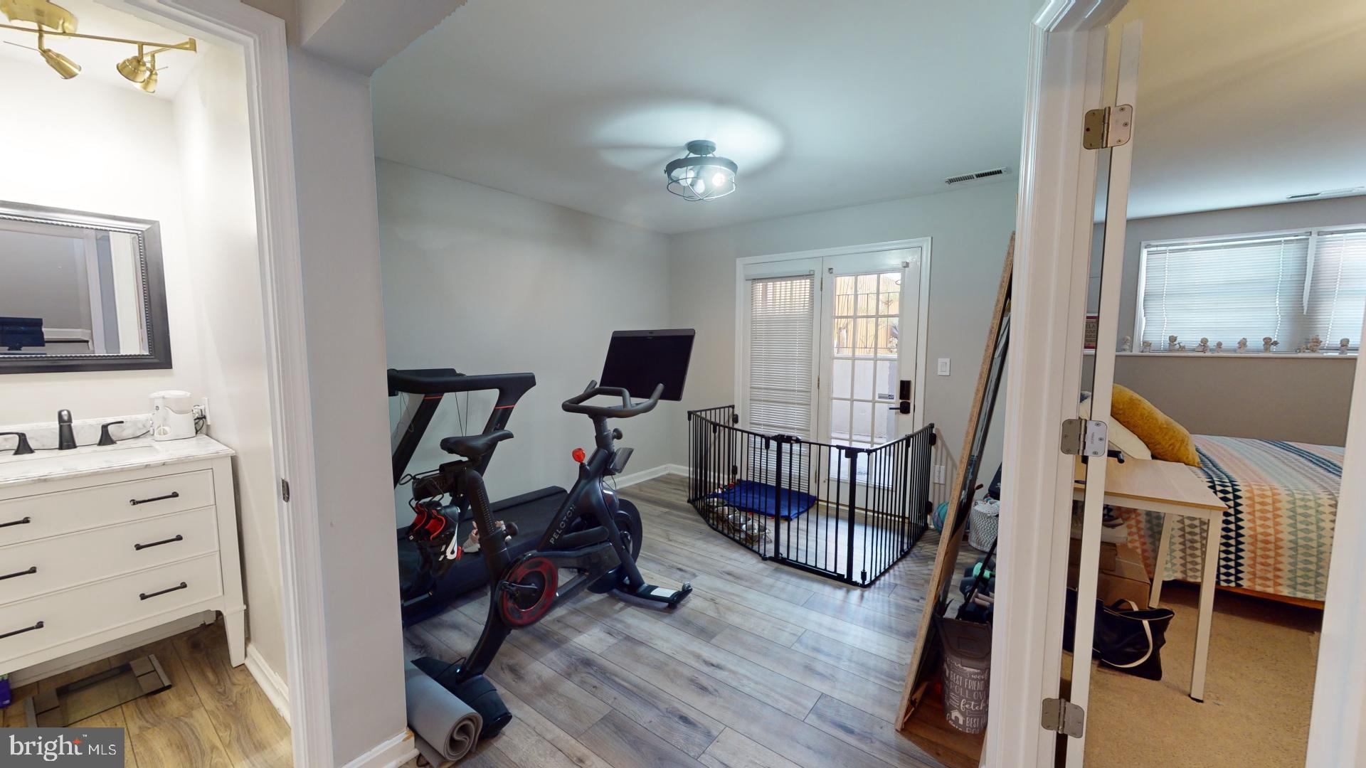 KINGSTOWNE - Residential Lease