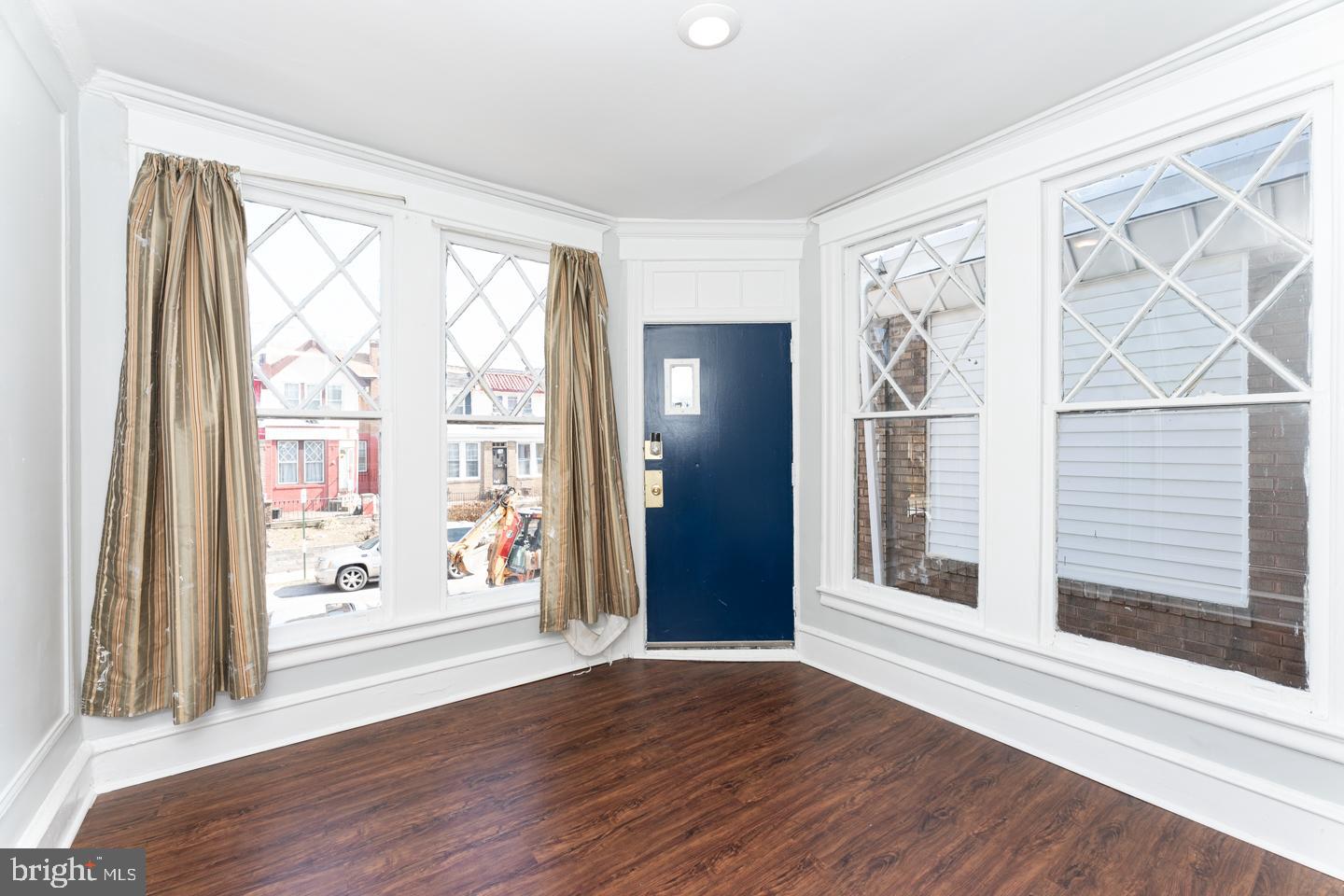 FERN ROCK - Residential Income