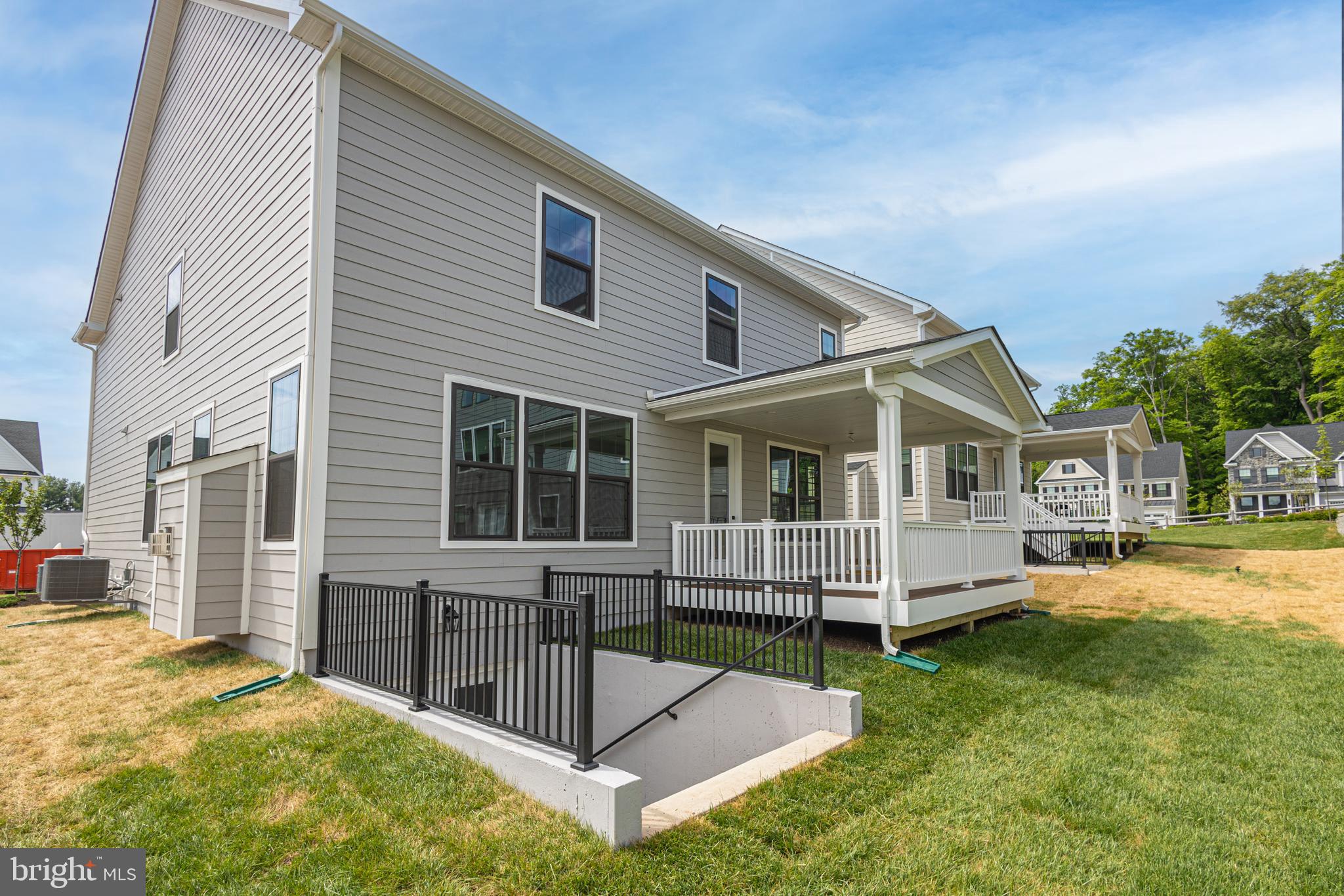 MAYFIELD - Residential