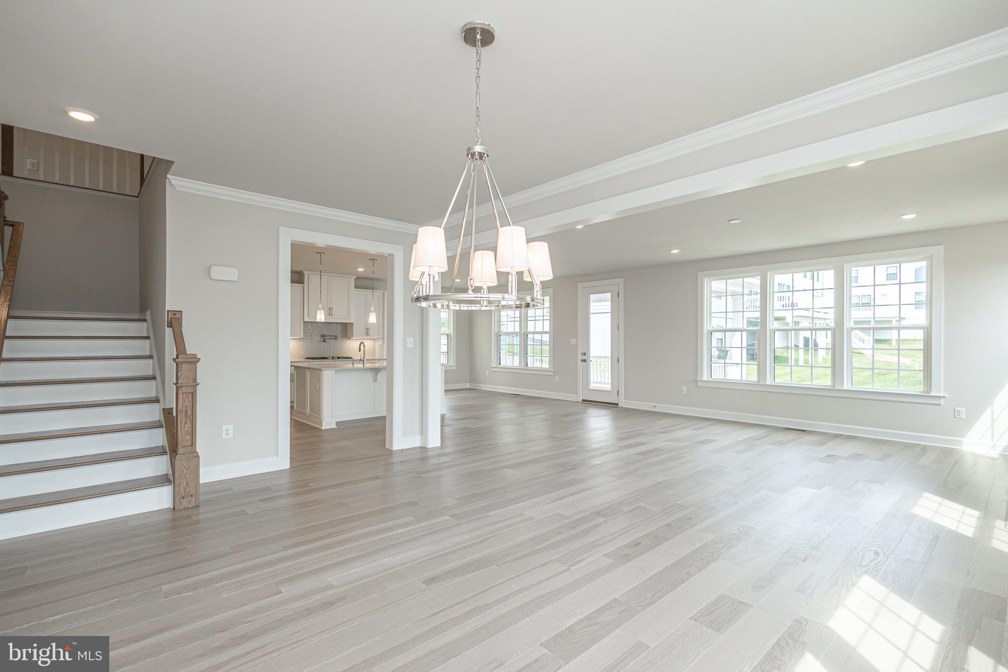 MAYFIELD - Residential