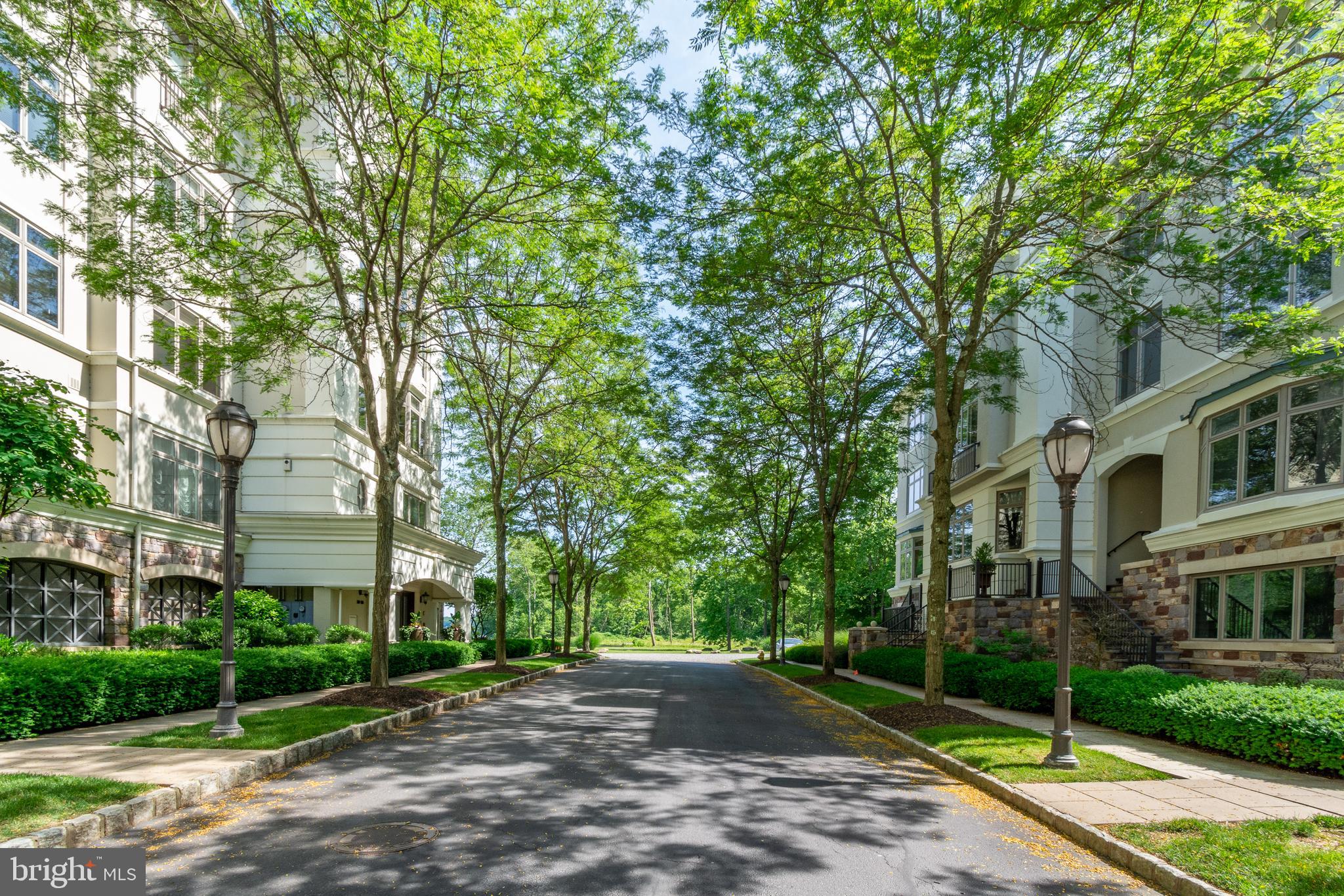 WATERVIEW PLACE - Residential